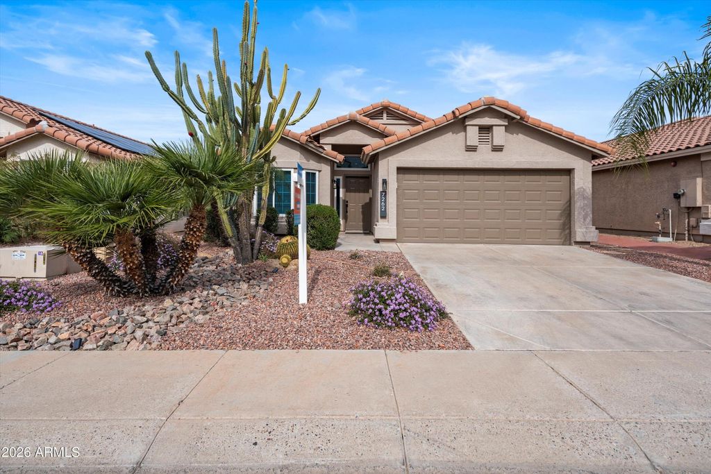 Photo of 7262 E Camino Del Monte, Scottsdale, AZ 85255 (MLS # 6982892)