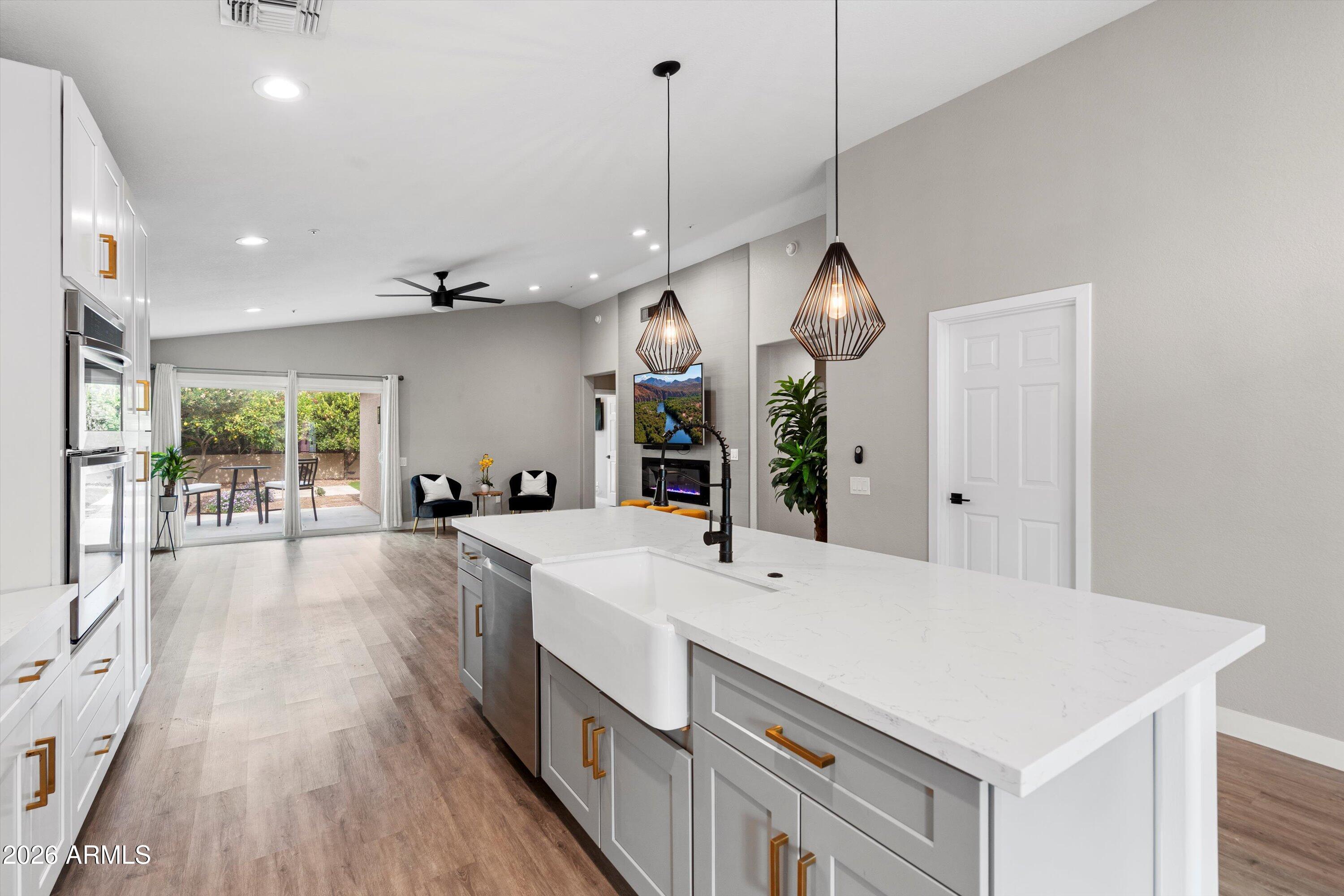 7262 E CAMINO DEL MONTE --