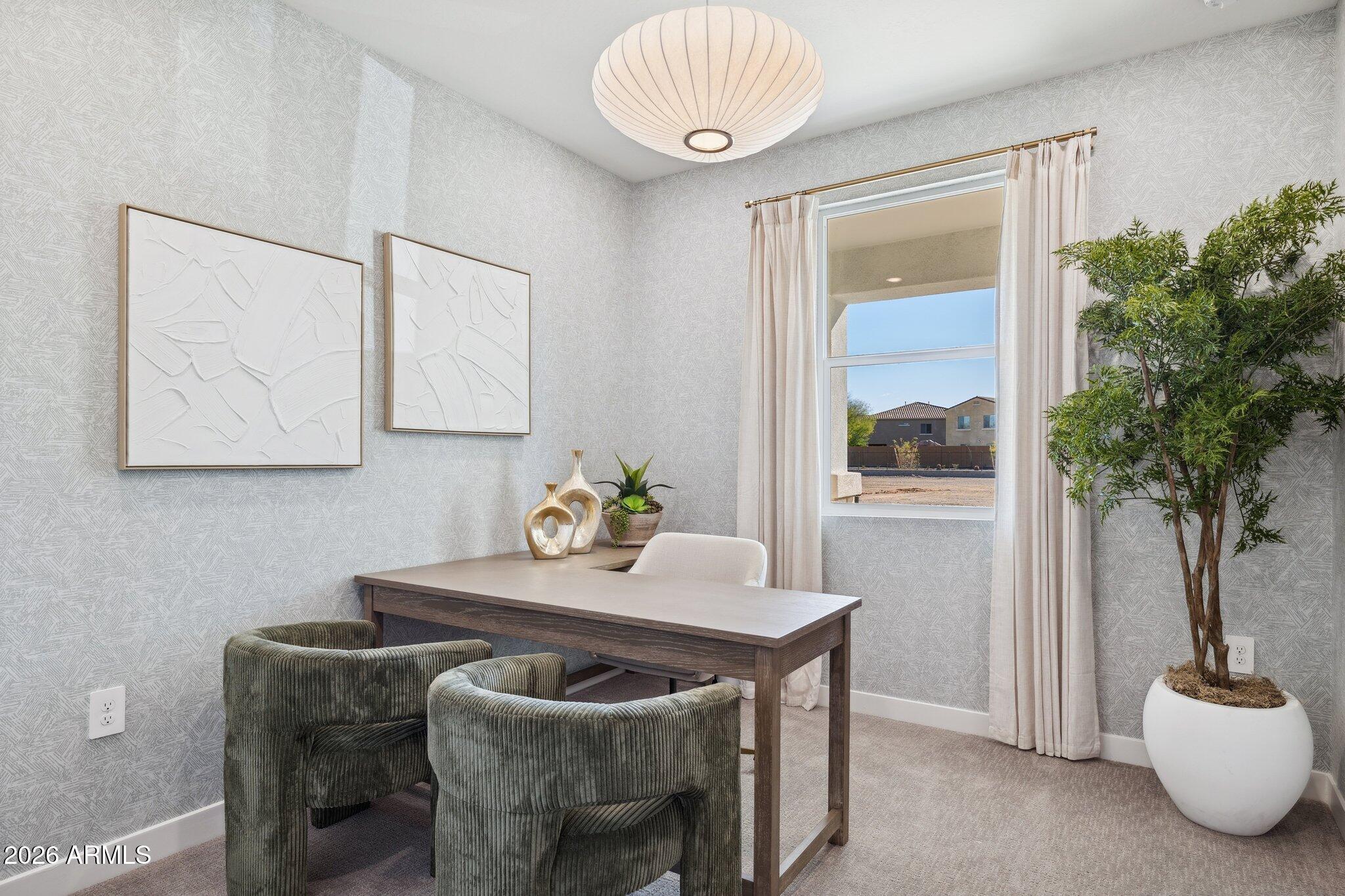 2531 E VILLA LINDA Drive