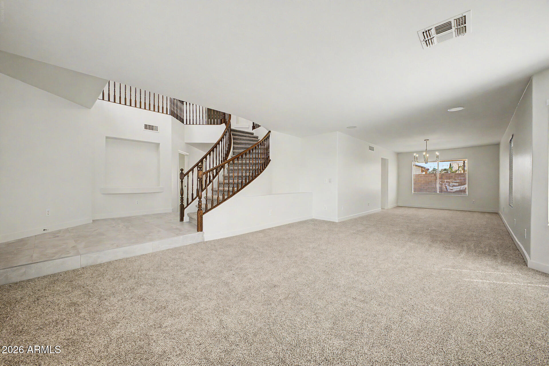 2631 E PINTO Drive