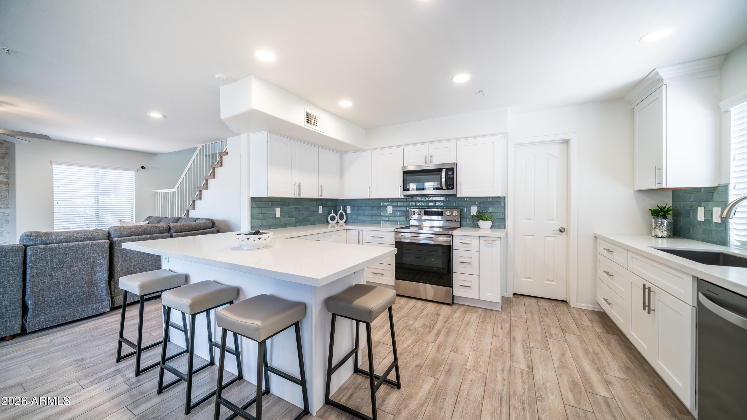 7516 E CHRISTMAS CHOLLA Drive