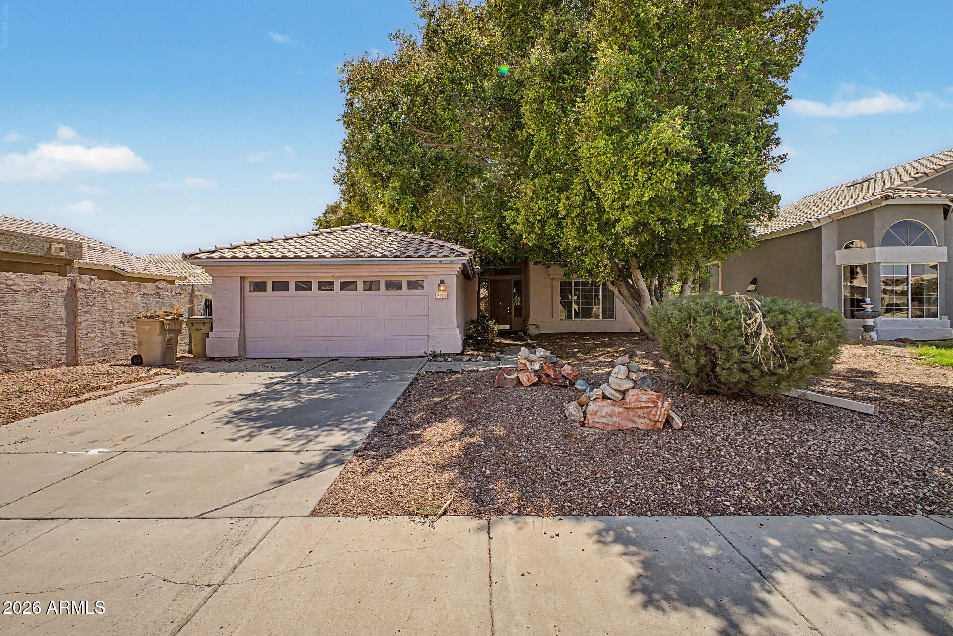 5215 W TONOPAH Drive