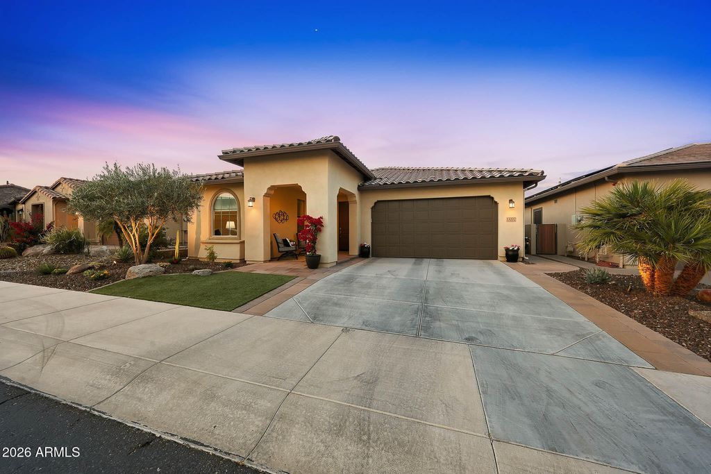 Photo of 13202 W Duane Lane, Peoria, AZ 85383 (MLS # 6974480)