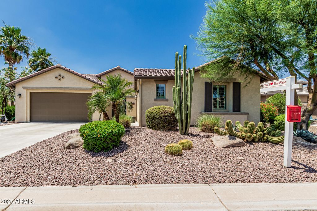 Photo of 5261 N Arrowhead Drive, Eloy, AZ 85131 (MLS # 6875483)
