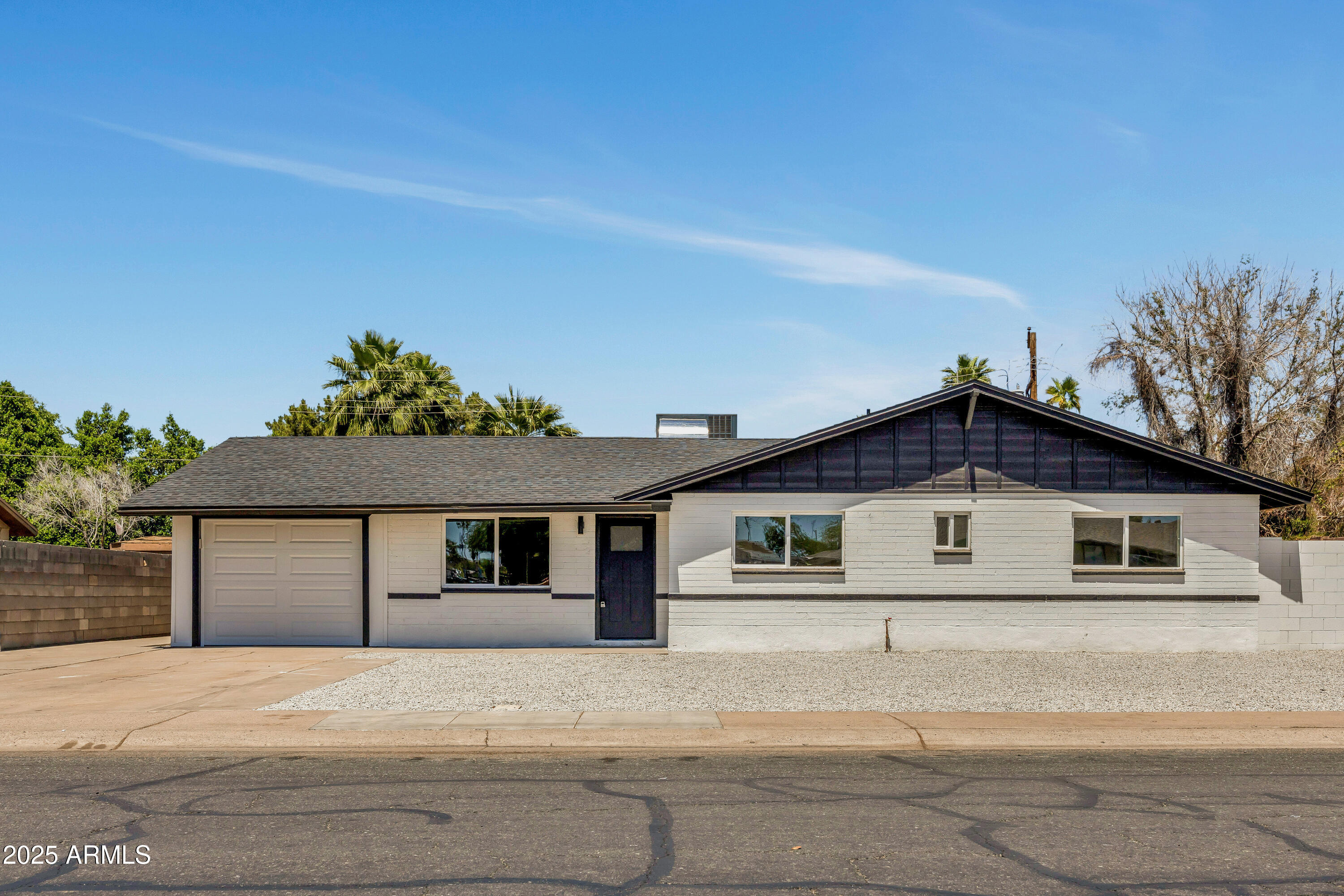 132 W ORCHID Lane
