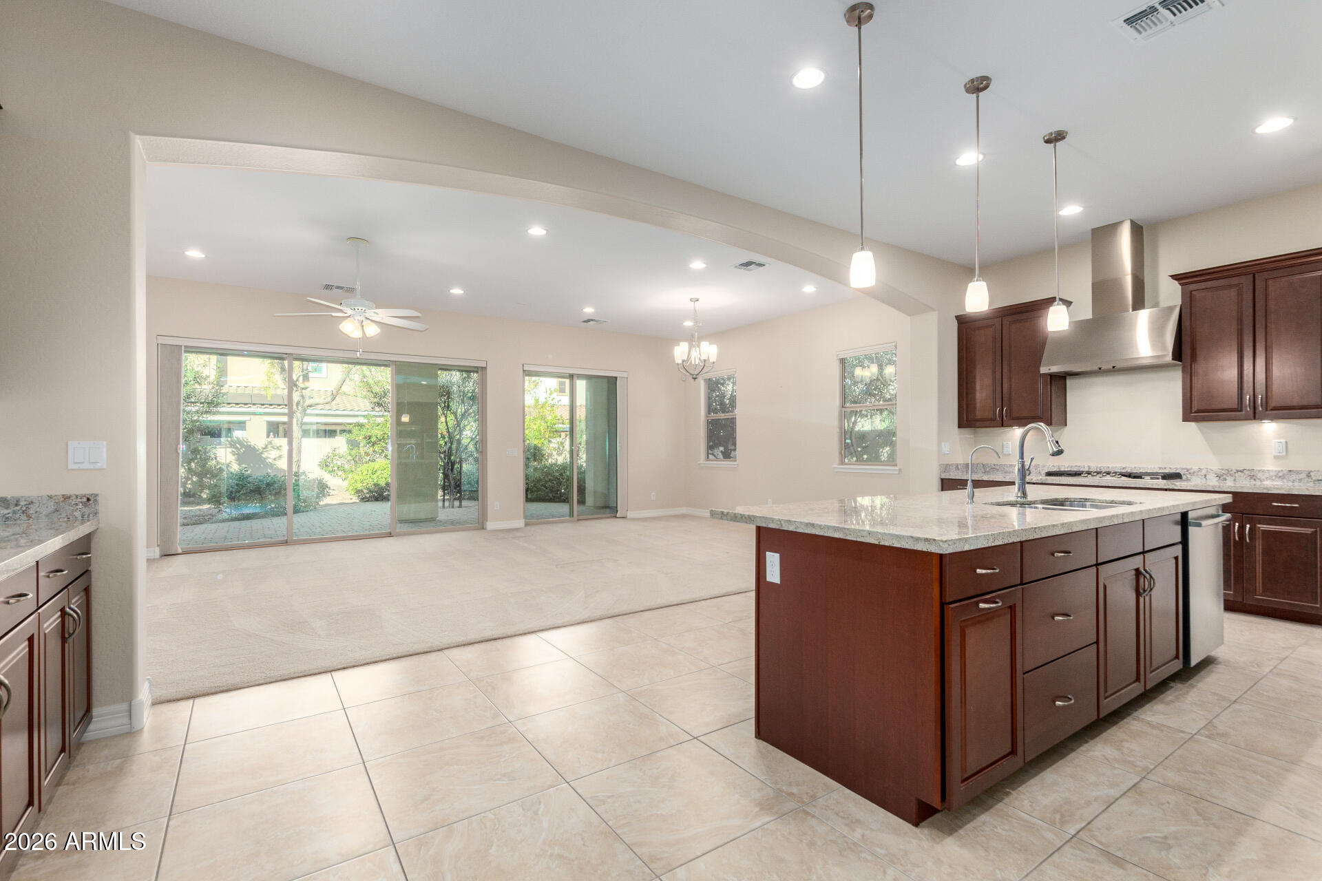 4144 E GRAND CANYON Drive