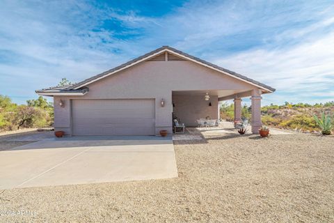 A home in Wickenburg