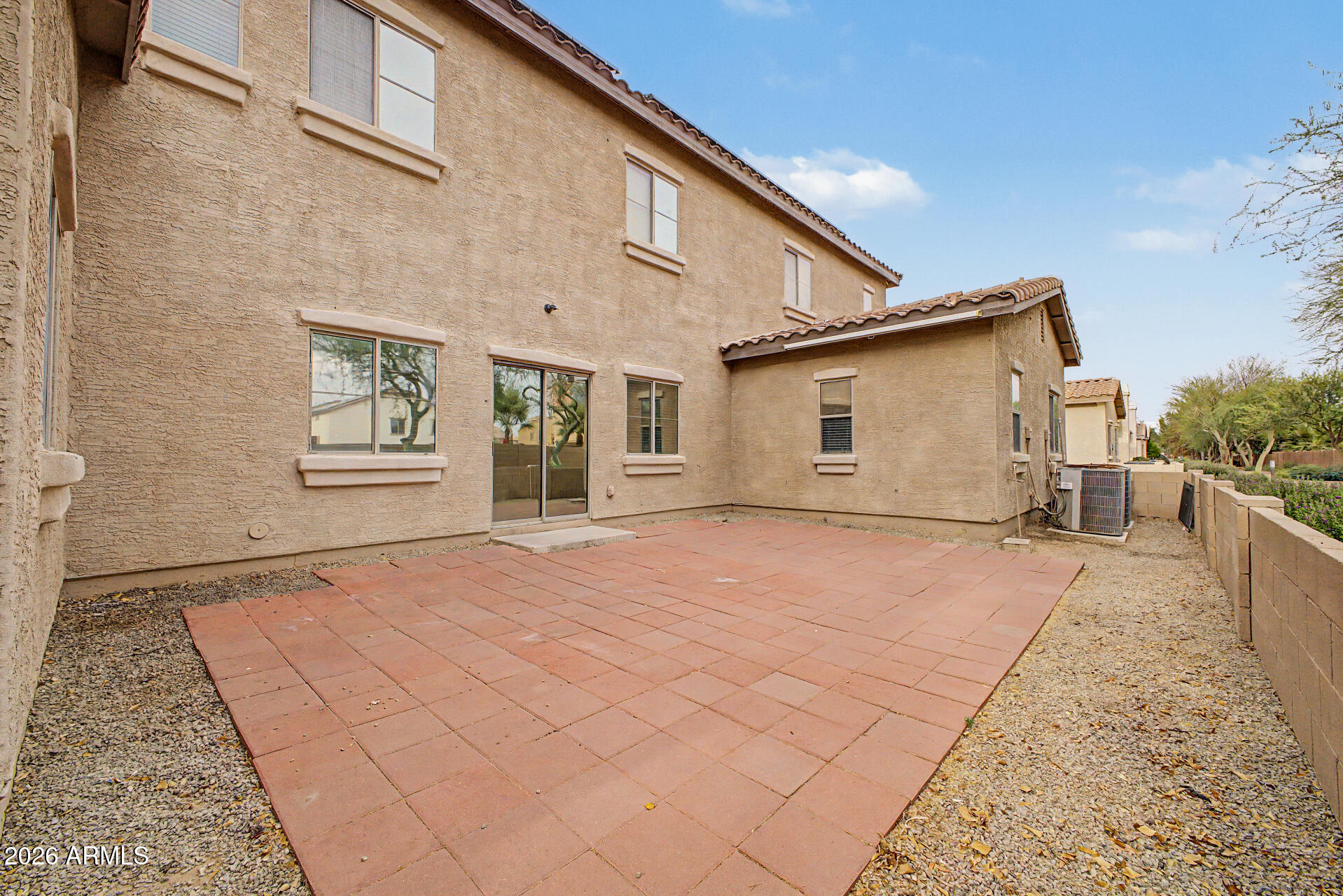 14089 W COUNTRY GABLES Drive