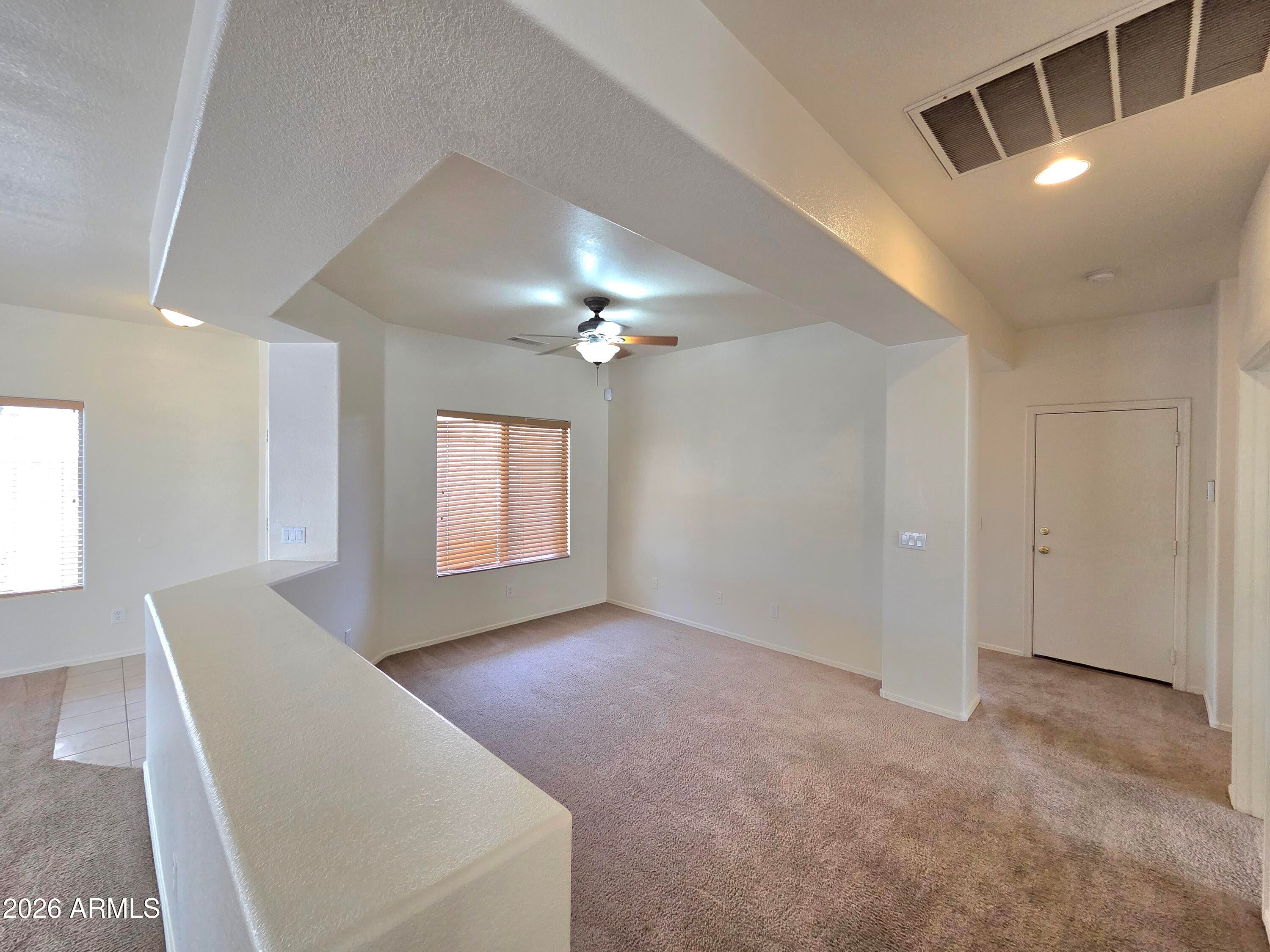 609 W RIO VISTA Lane