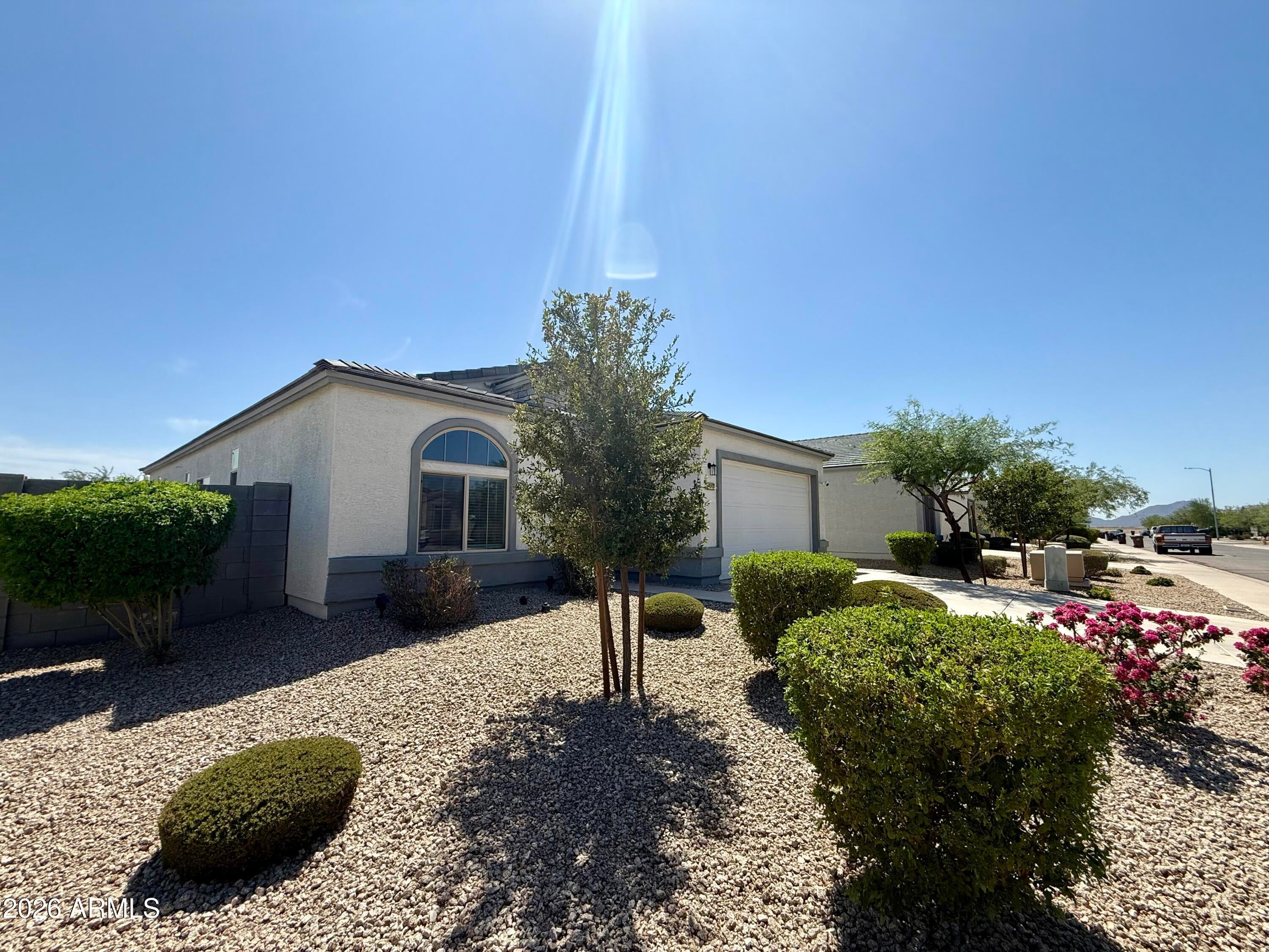 1647 W AZTEC Drive