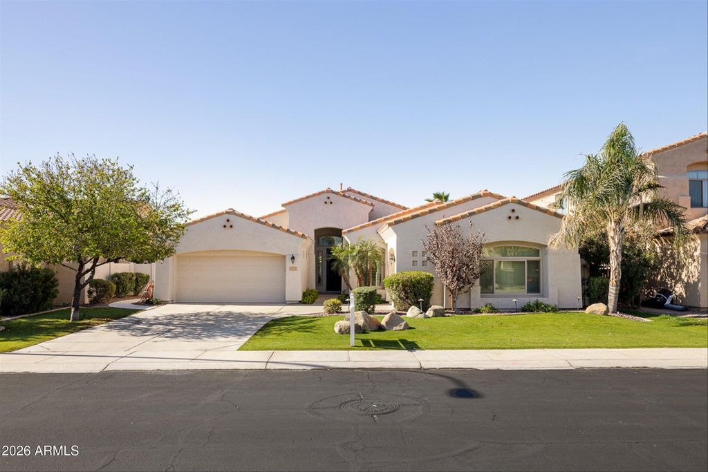 Photo of 1613 W Kaibab Drive, Chandler, AZ 85248 (MLS # 6983272)