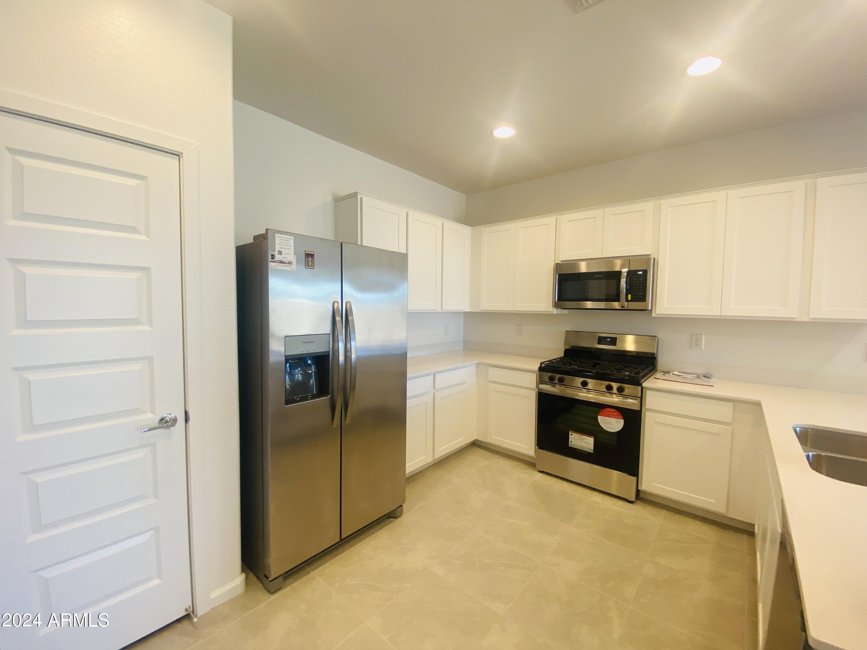 5531 S 23RD Drive
