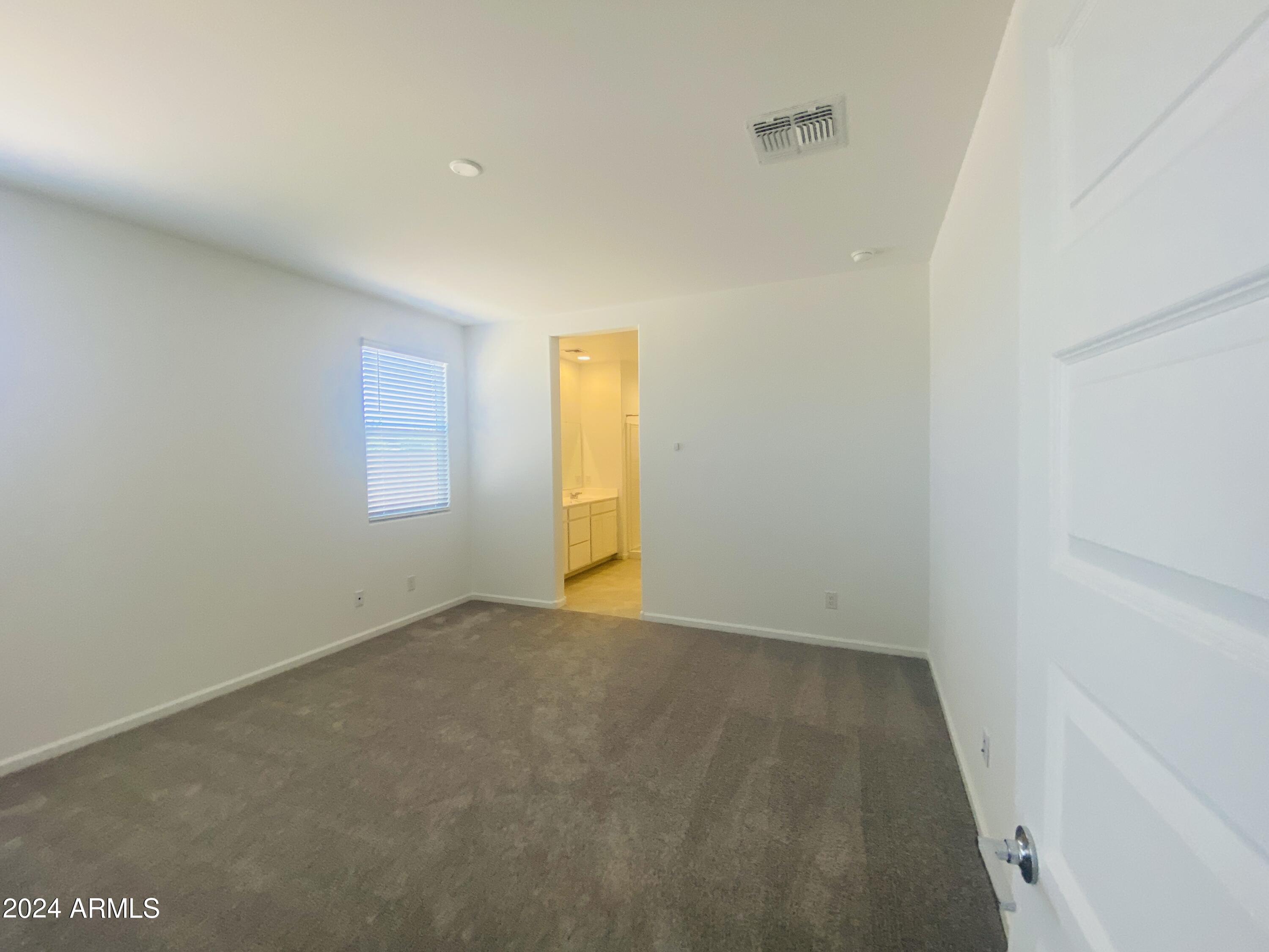 5531 S 23RD Drive