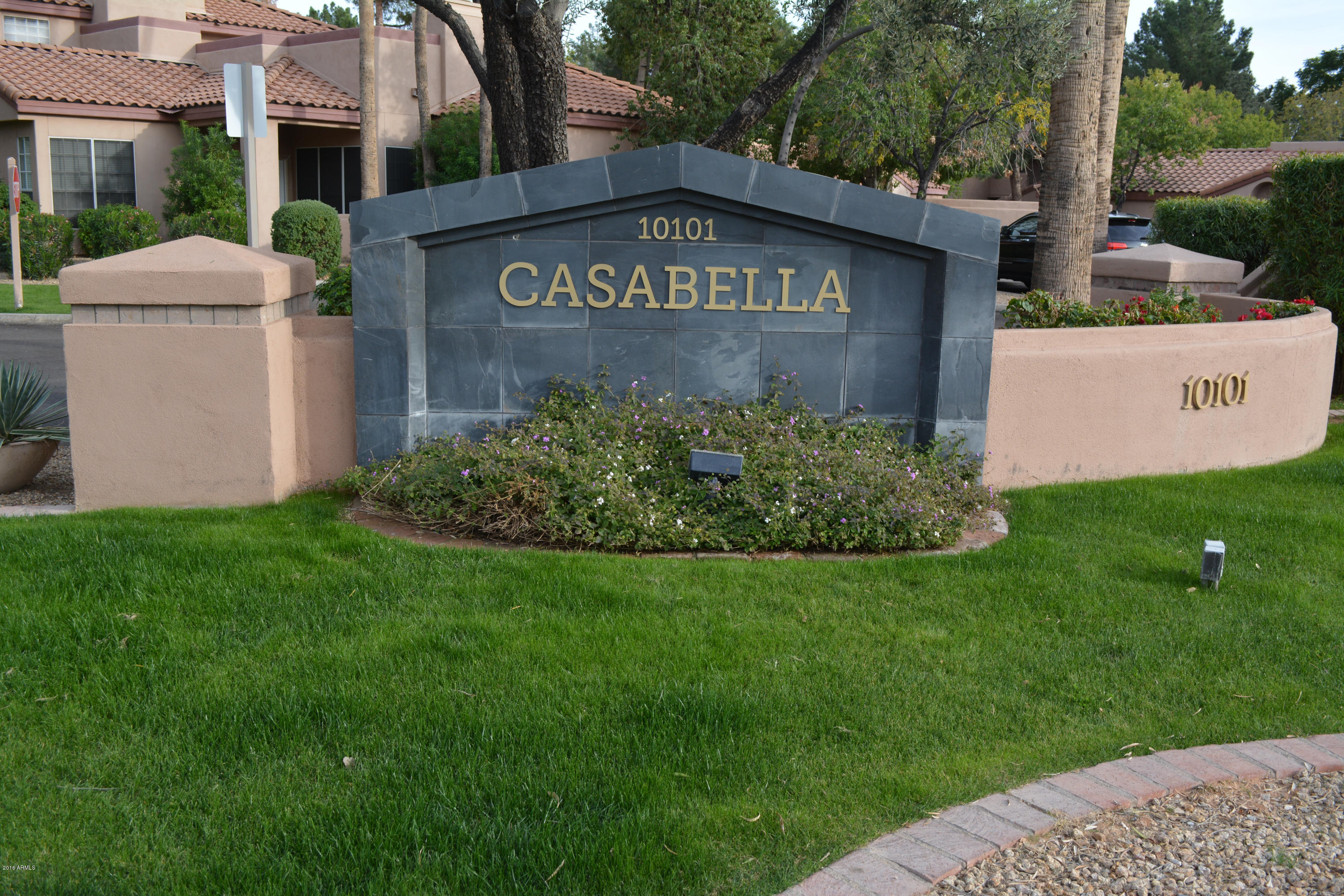 10101 N ARABIAN Trail 2003