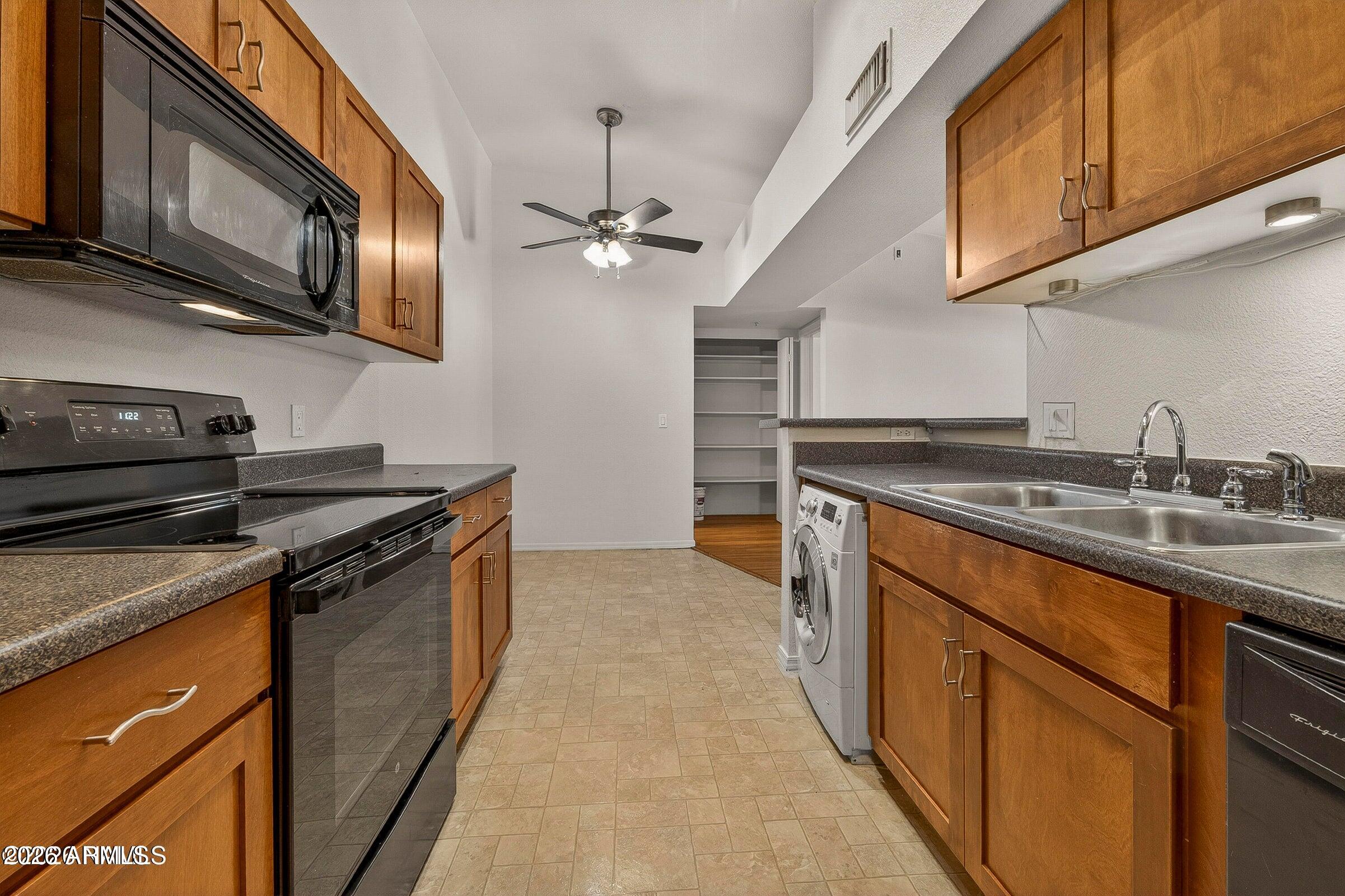 1385 W University Avenue B6-247