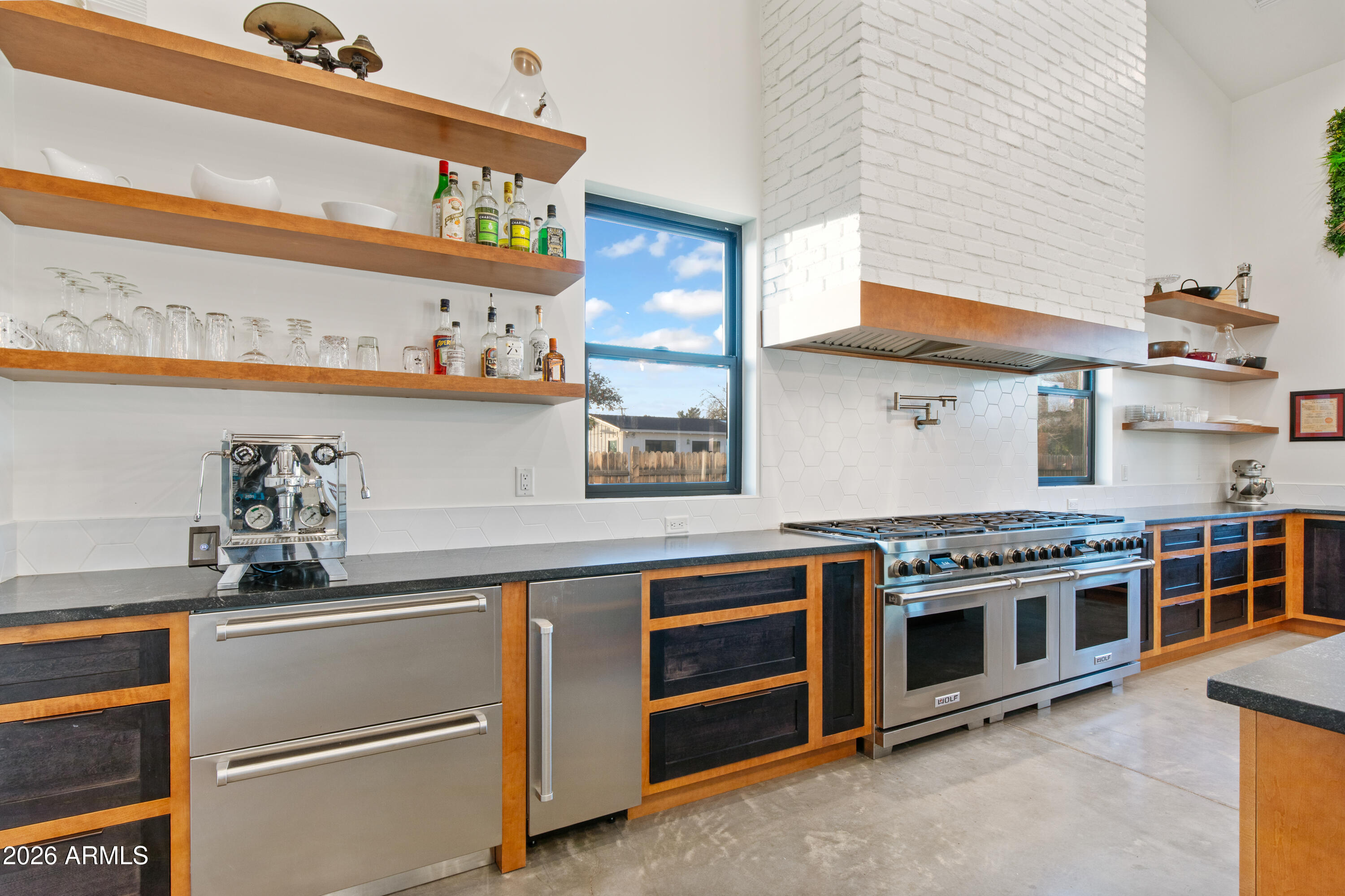 129 E WATER TANK Road