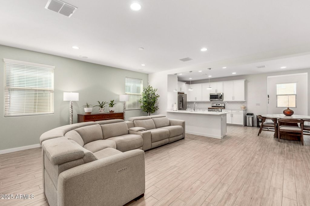 Photo of 16852 W Evergreen Road, Waddell, AZ 85355 (MLS # 6946576)