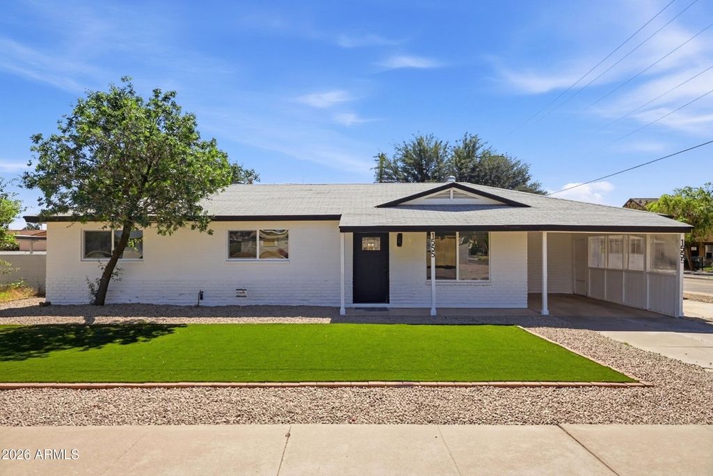 Photo of 1555 W 6th Street, Tempe, AZ 85281 (MLS # 7000680)