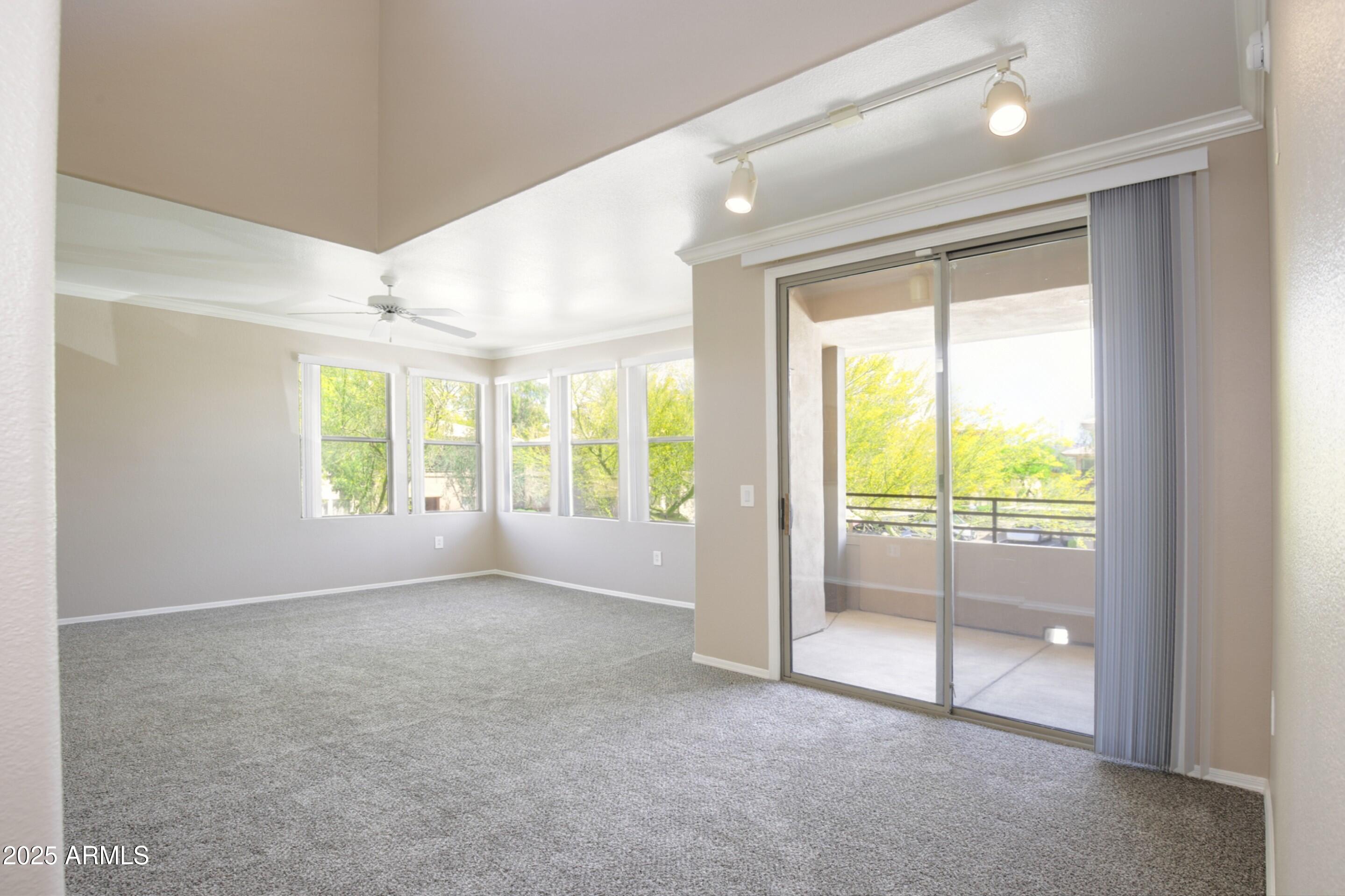 20100 N 78TH Place 2105