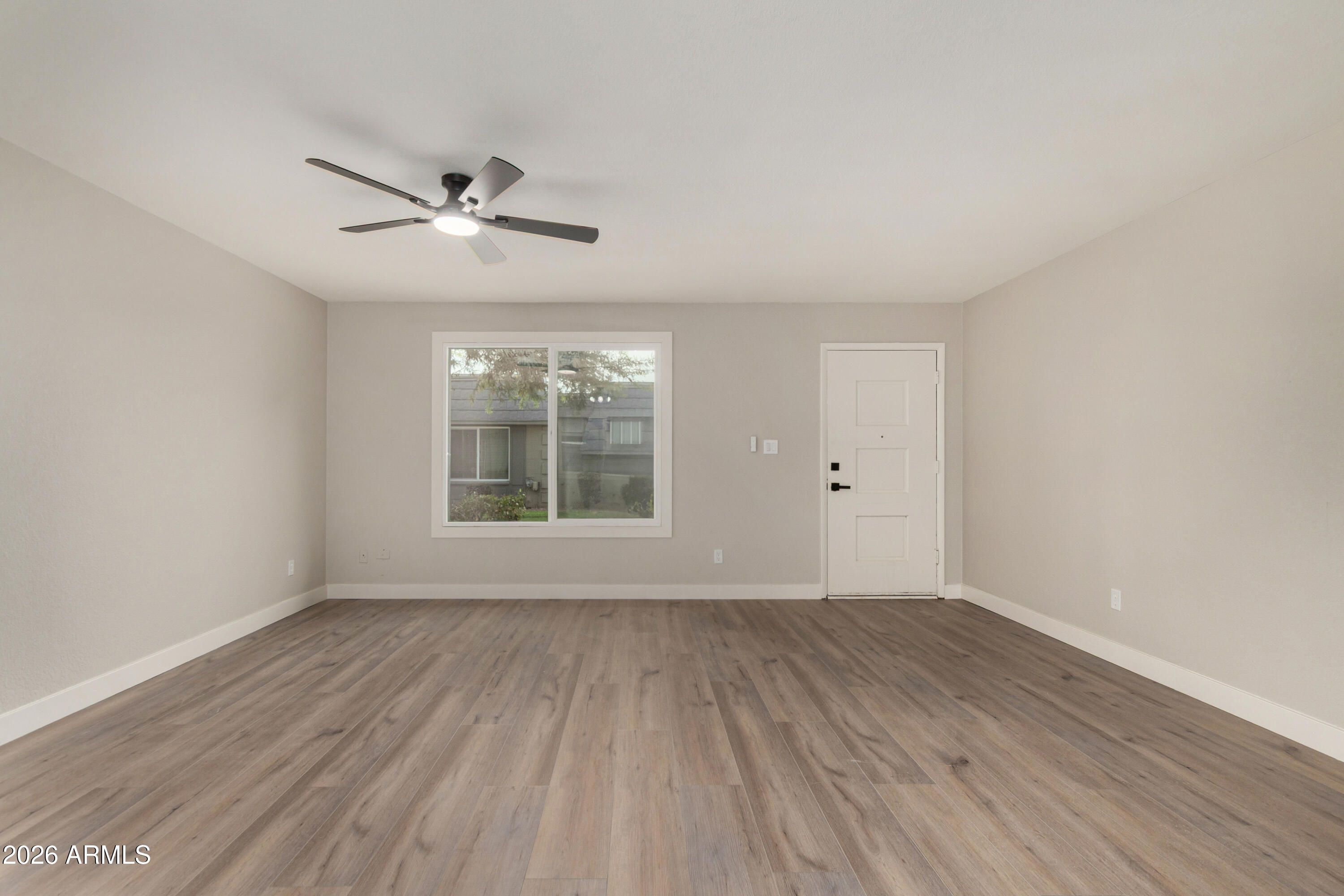 2031 W PIERSON Street