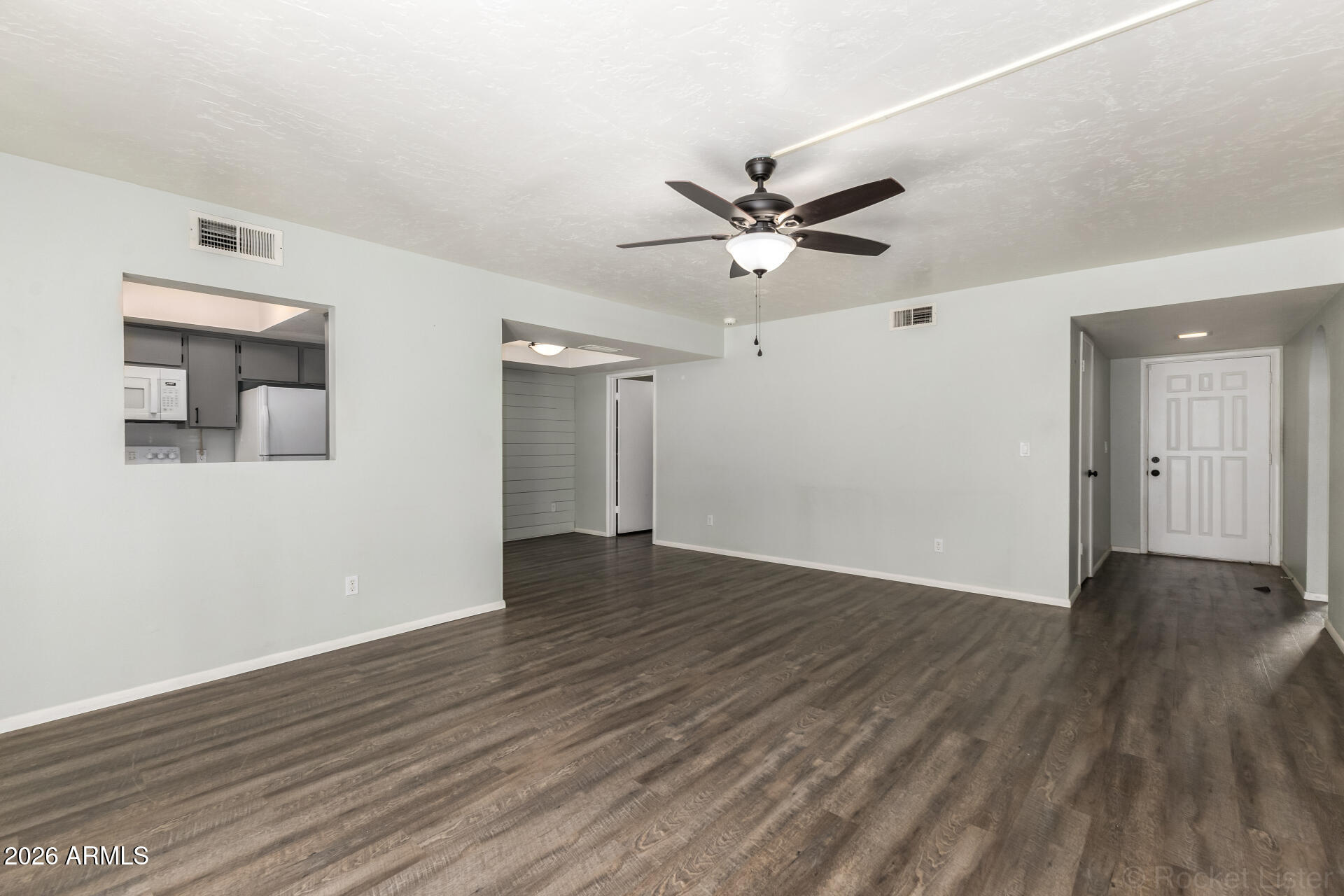 5314 S FARMER Avenue