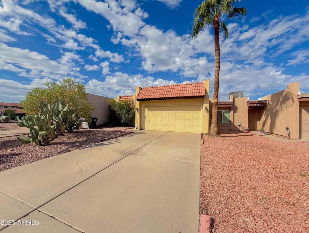 Photo of 850 W Duke Drive, Tempe, AZ 85283 (MLS # 6933350)