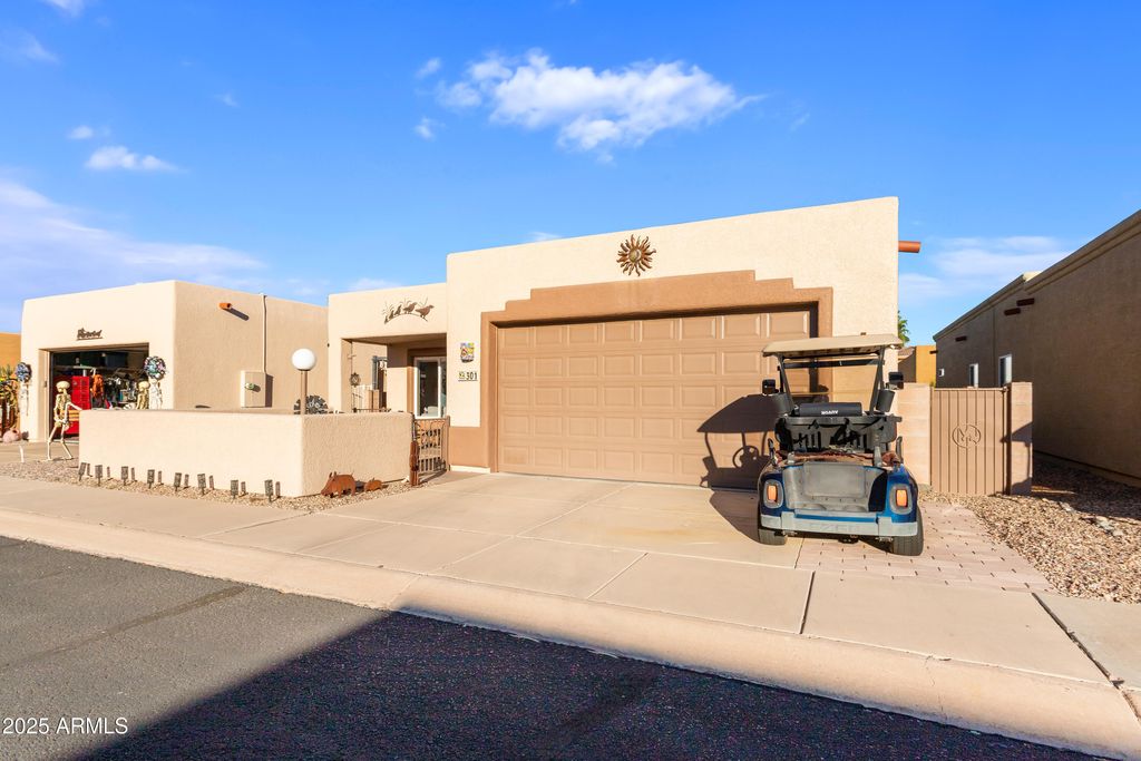 Photo of 301 S Clubhouse Lane, Sierra Vista, AZ 85635 (MLS # 6937391)