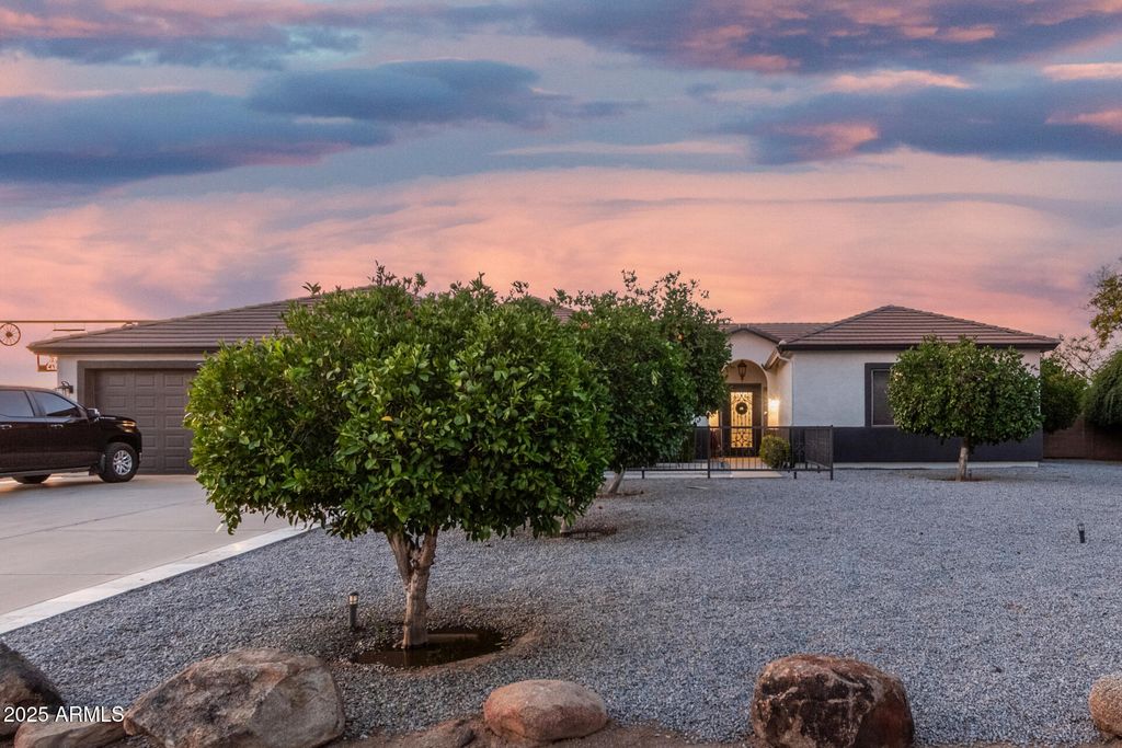Photo of 16040 W Orangewood Avenue, Litchfield Park, AZ 85340 (MLS # 6876727)