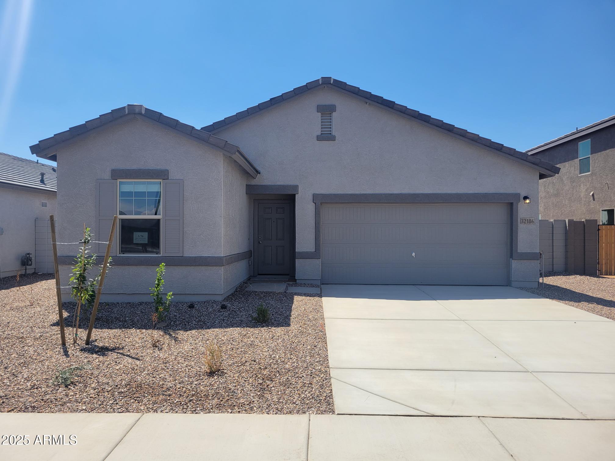 32186 N Knauss Lane