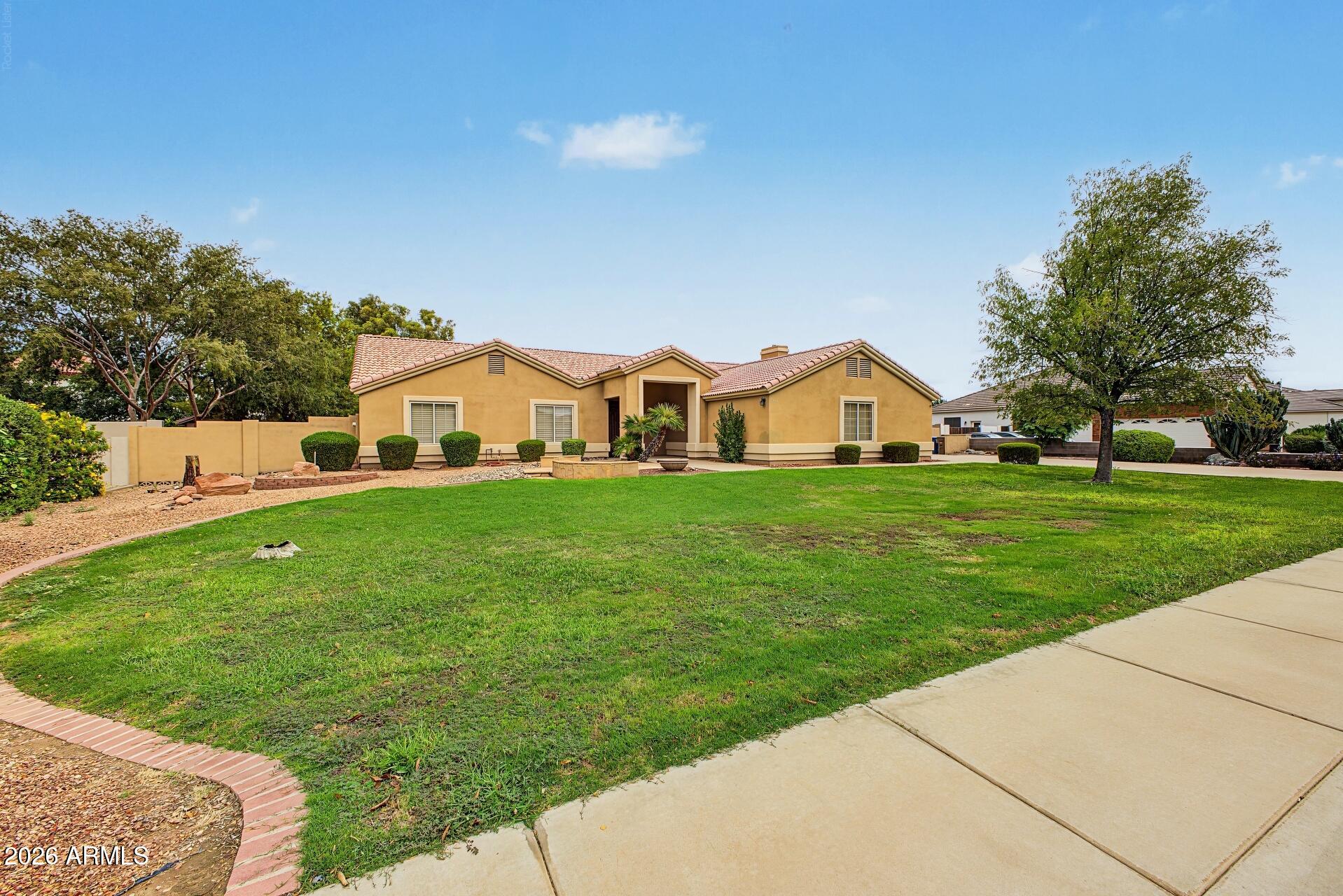 19430 E AVENIDA DEL VALLE --