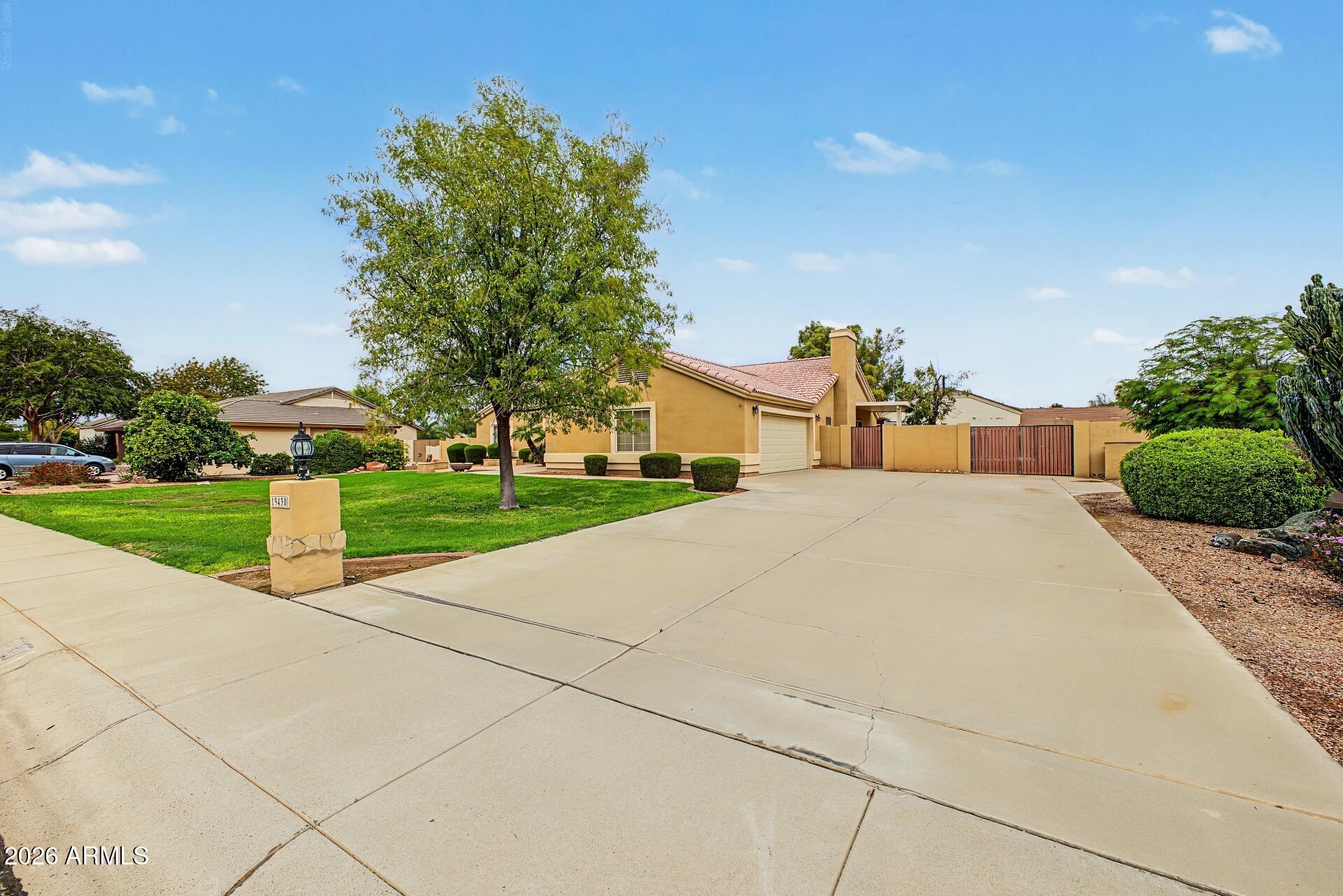 19430 E AVENIDA DEL VALLE --