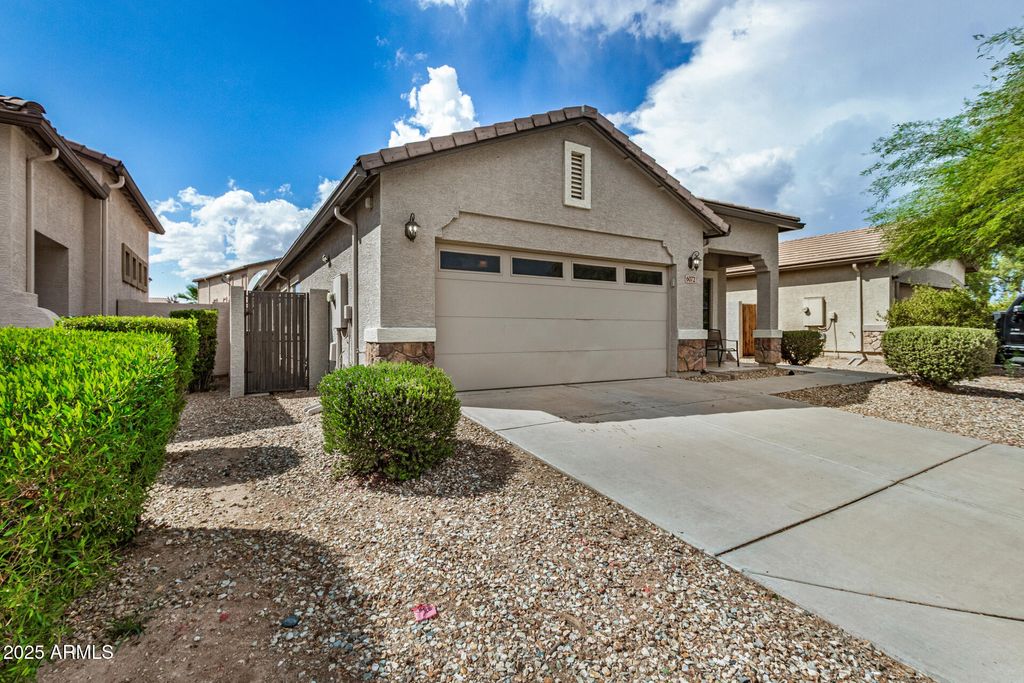 Photo of 6072 S 257th Avenue, Buckeye, AZ 85326 (MLS # 6926380)