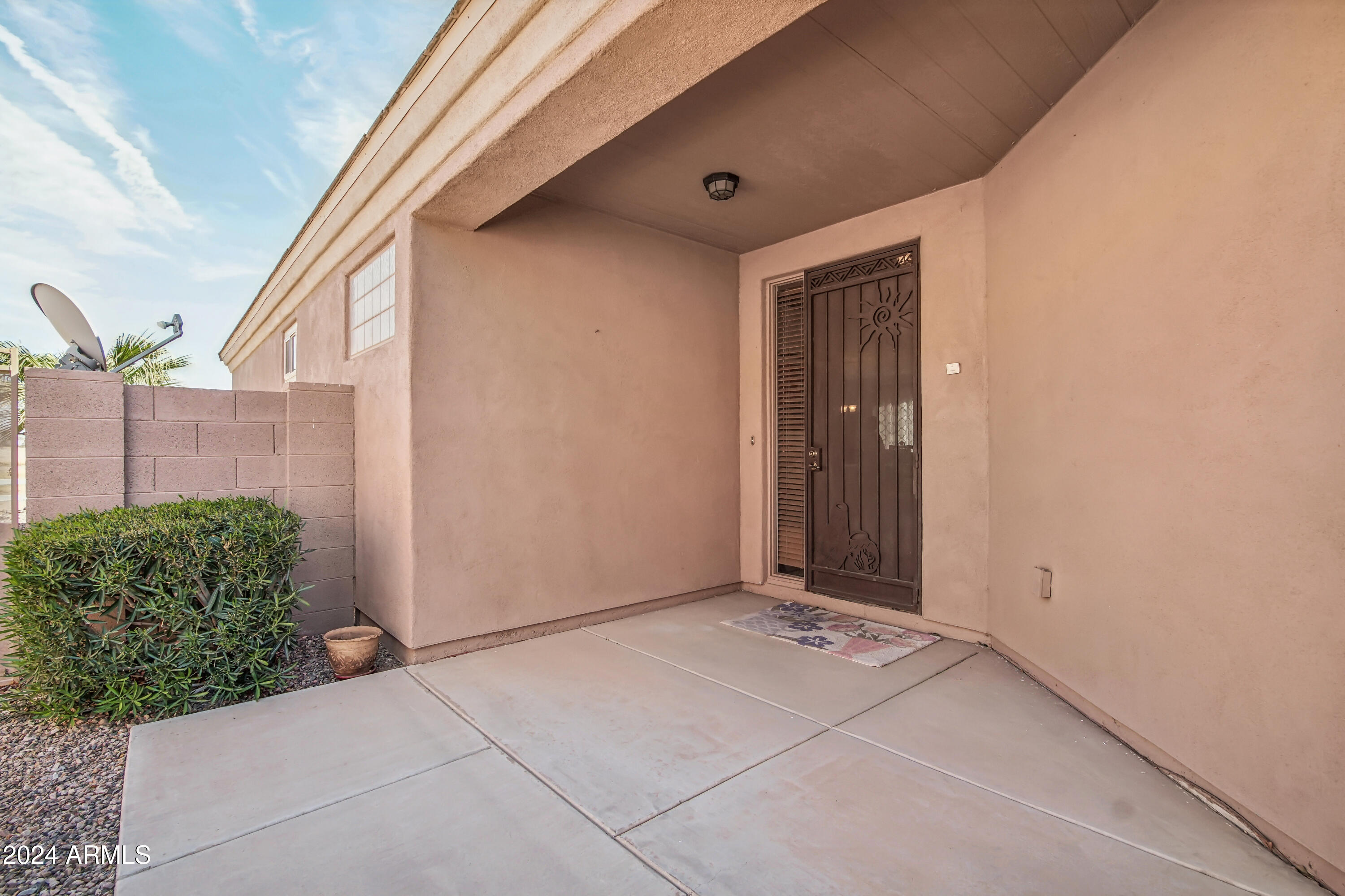 1265 N FAIRWAY Drive