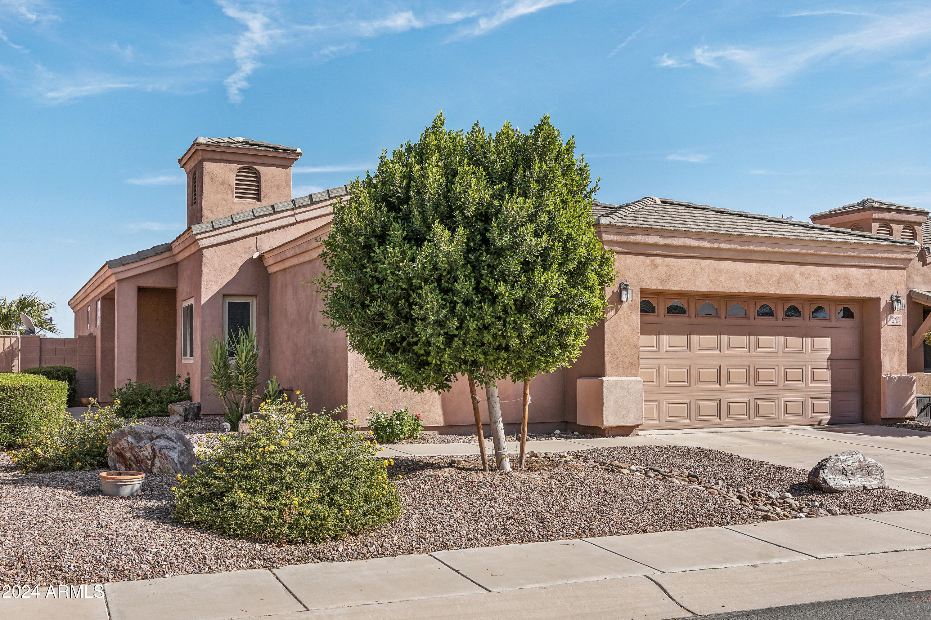 1265 N FAIRWAY Drive
