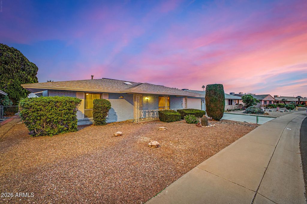 Photo of 9914 W Bright Angel Circle, Sun City, AZ 85351 (MLS # 7024183)