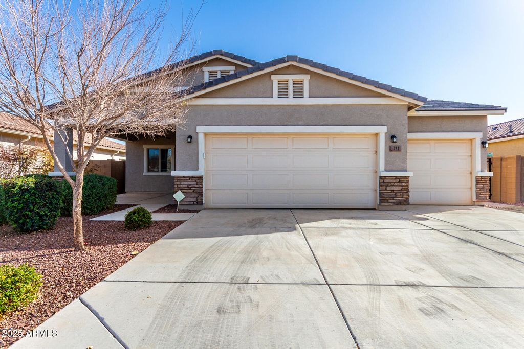 Photo of 141 W Jamaica Place, Casa Grande, AZ 85122 (MLS # 6920361)