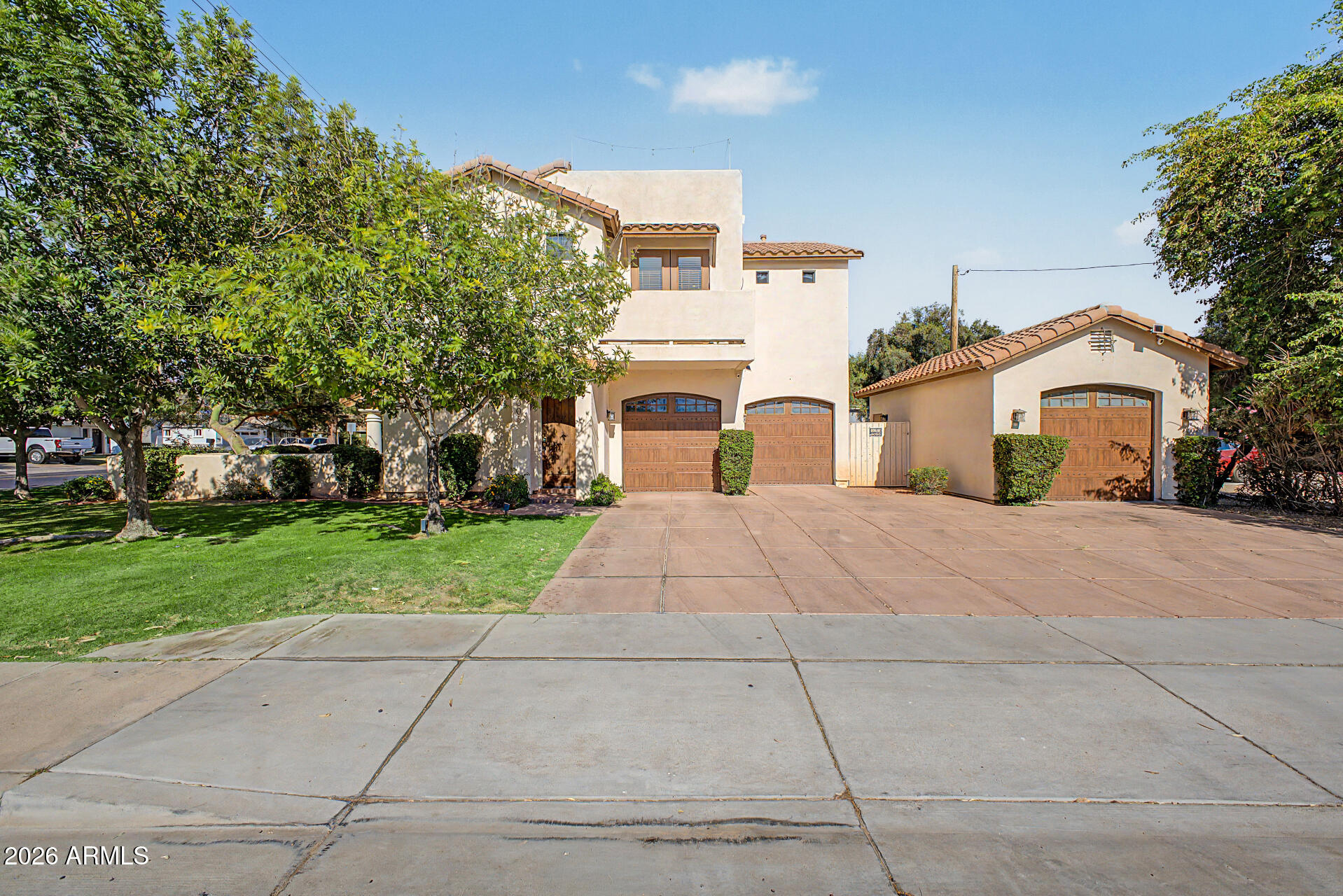 4005 E OSBORN Road