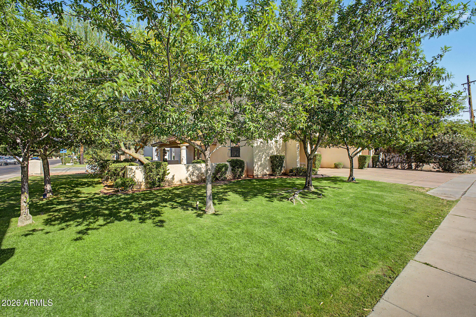4005 E OSBORN Road
