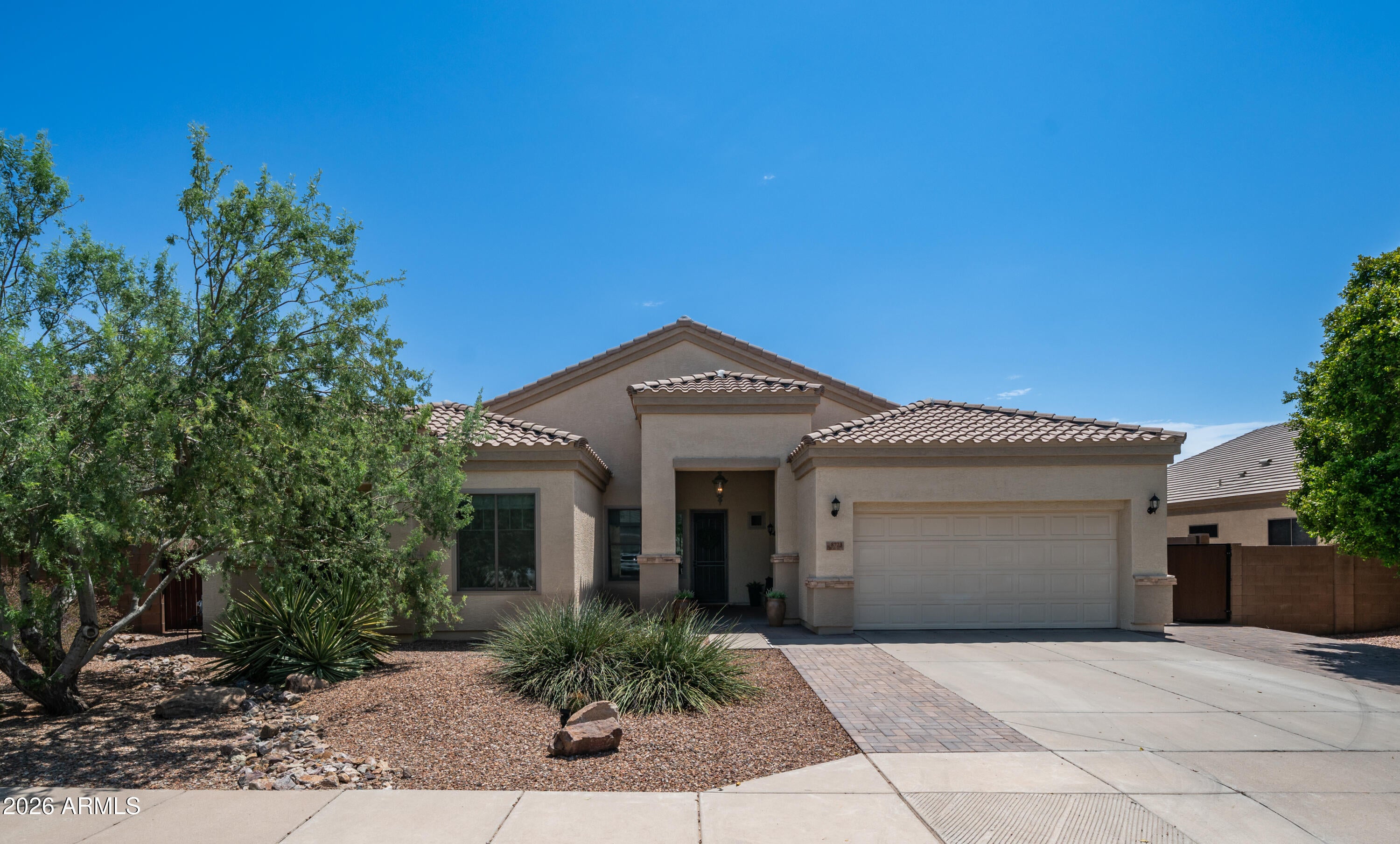 Properties 2 8723 E HILLVIEW Street