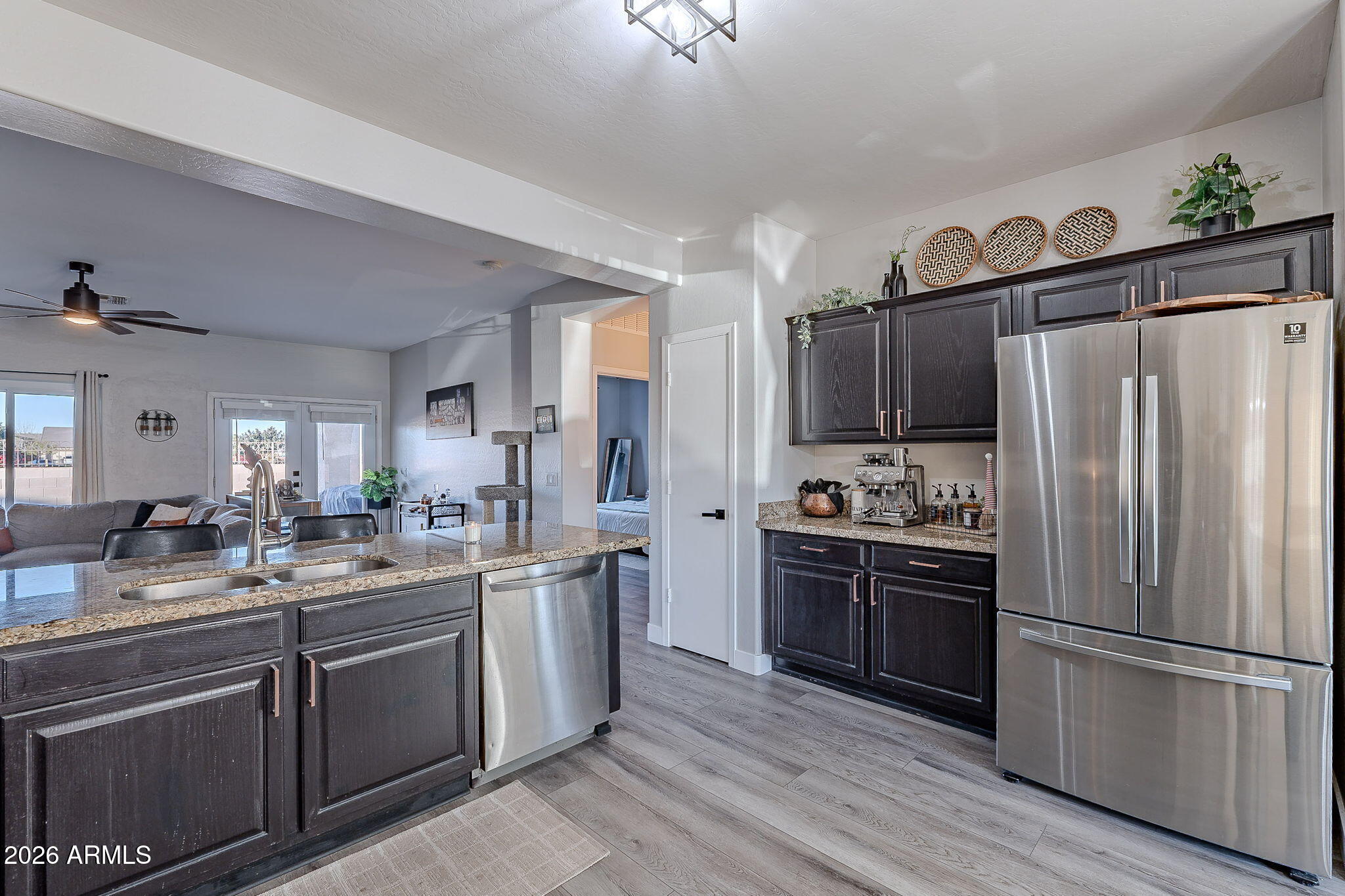 QUEENLAND MANOR PHASE 2 - Residential