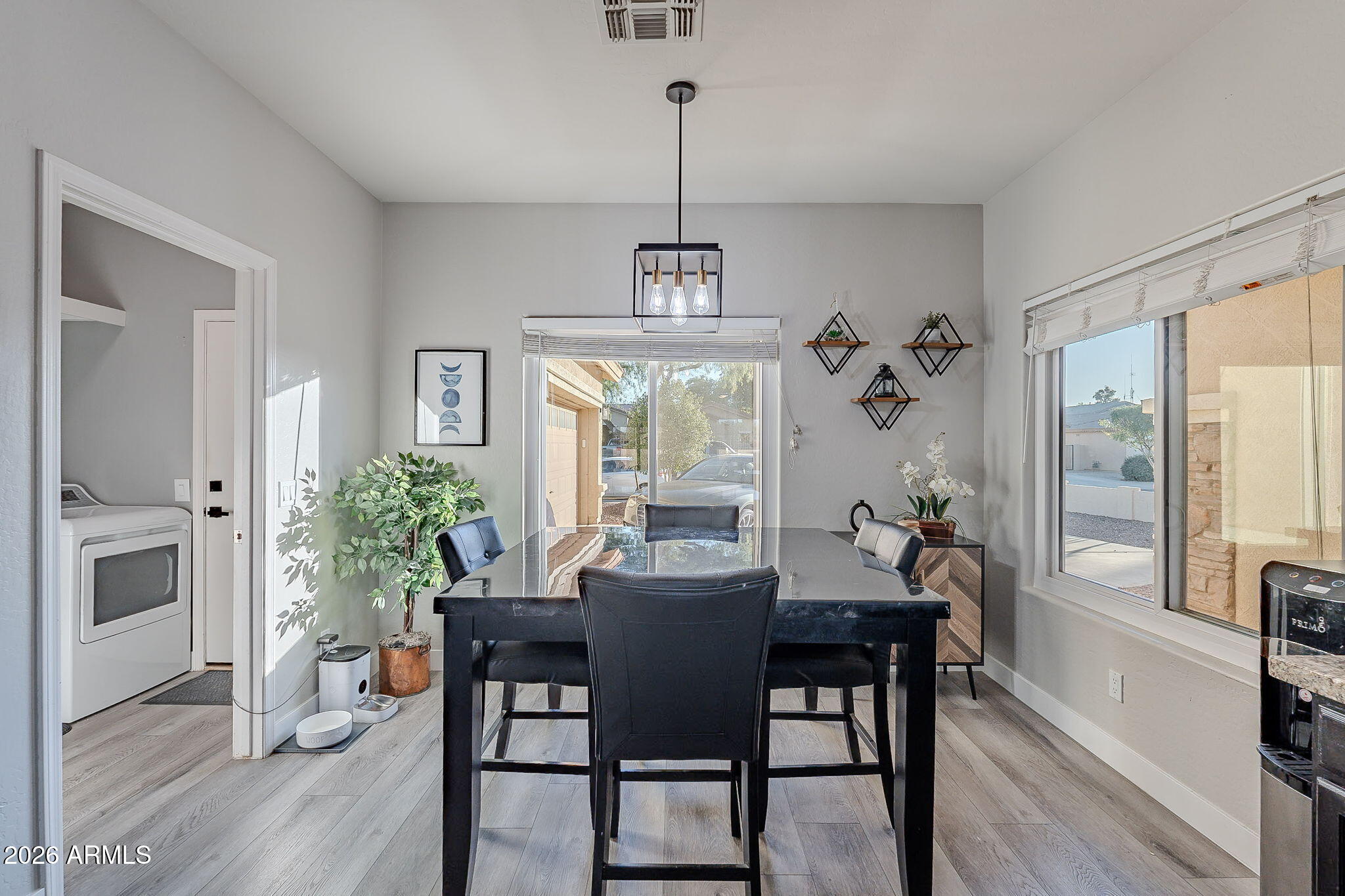 QUEENLAND MANOR PHASE 2 - Residential