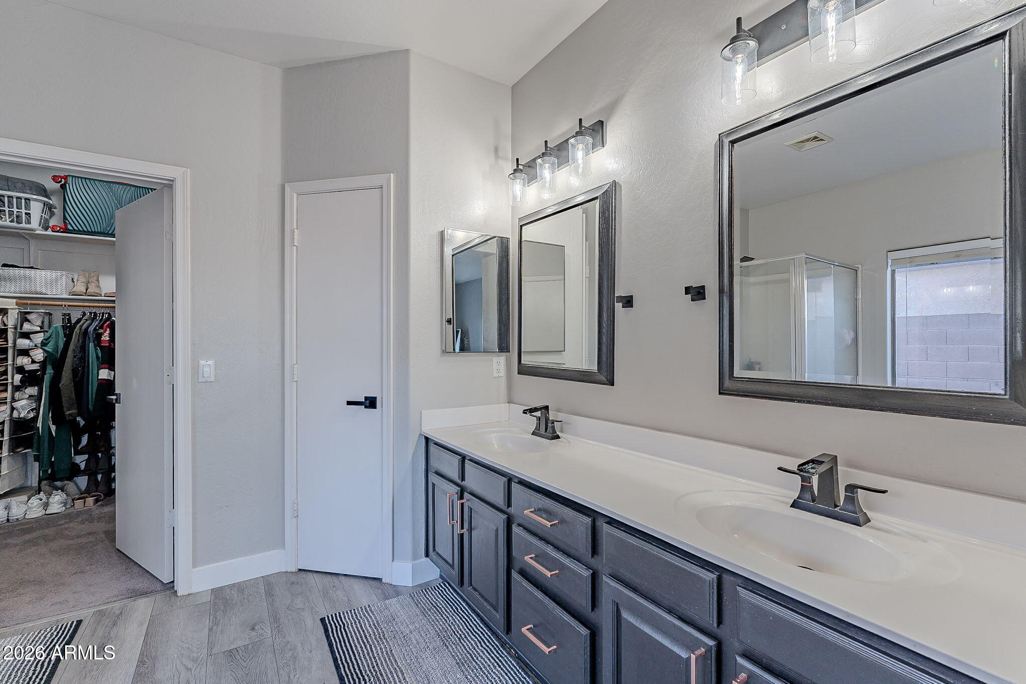 QUEENLAND MANOR PHASE 2 - Residential