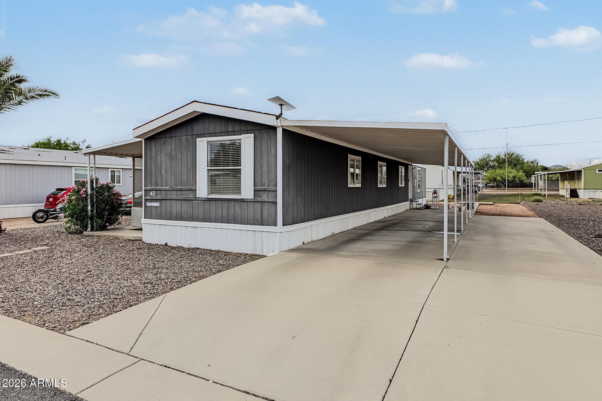 156 N HAWES Road 40