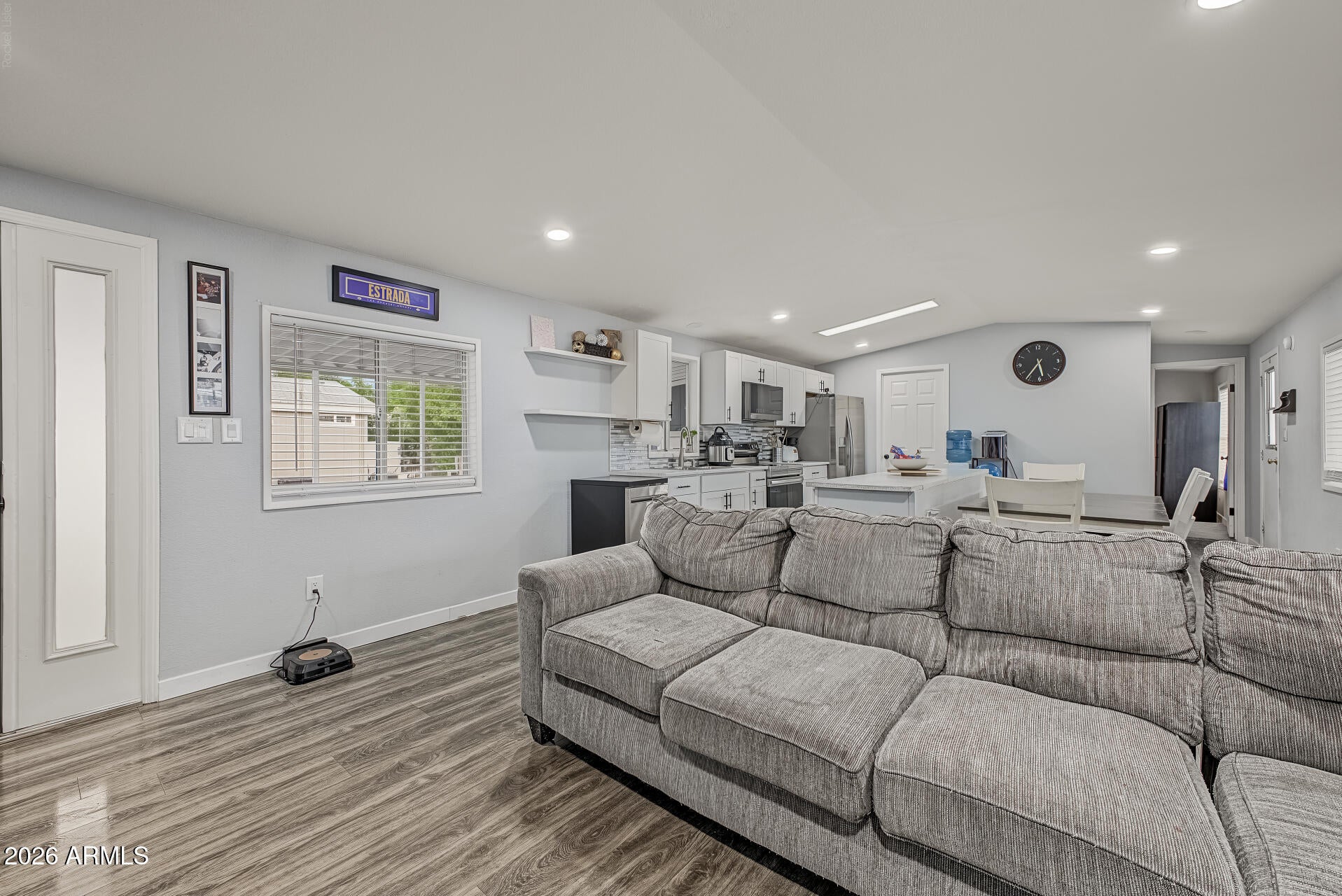 156 N HAWES Road 40