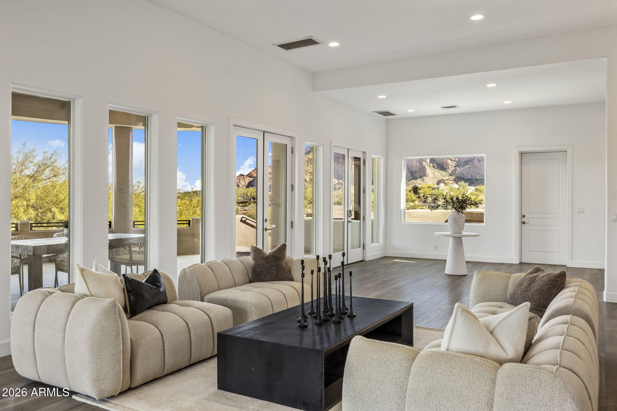 CAMELBACK FOOTHILLS 2 - Residential