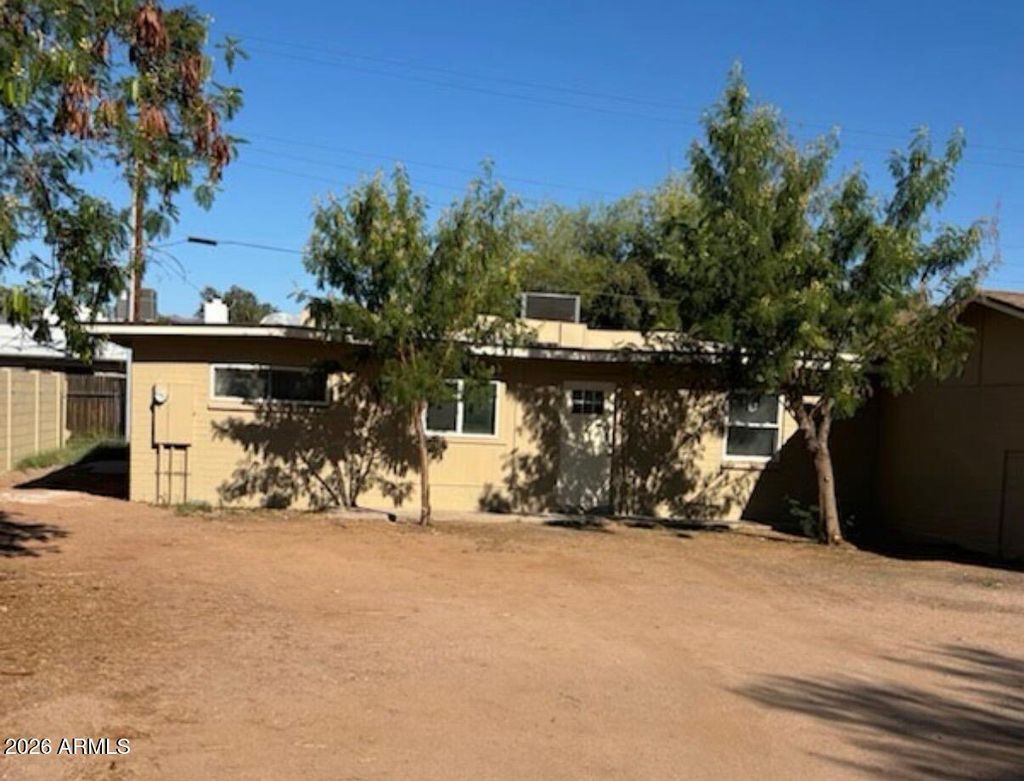 Photo of 135 S Rex Avenue, Apache Junction, AZ 85120 (MLS # 7005418)