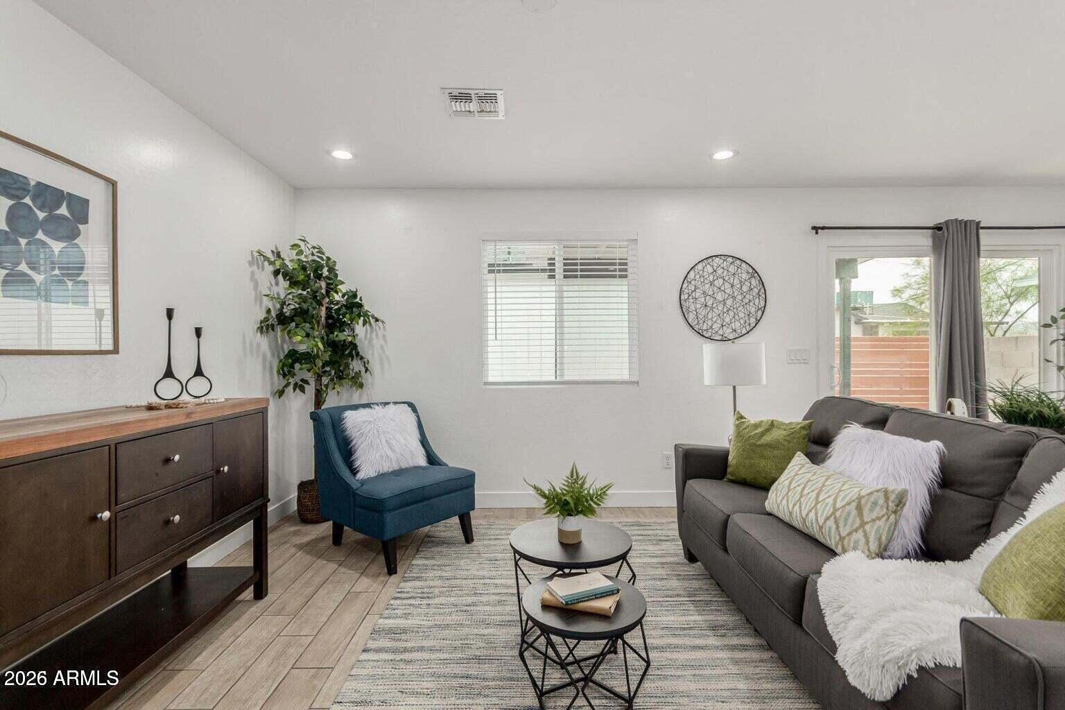 5236 S 13TH Place