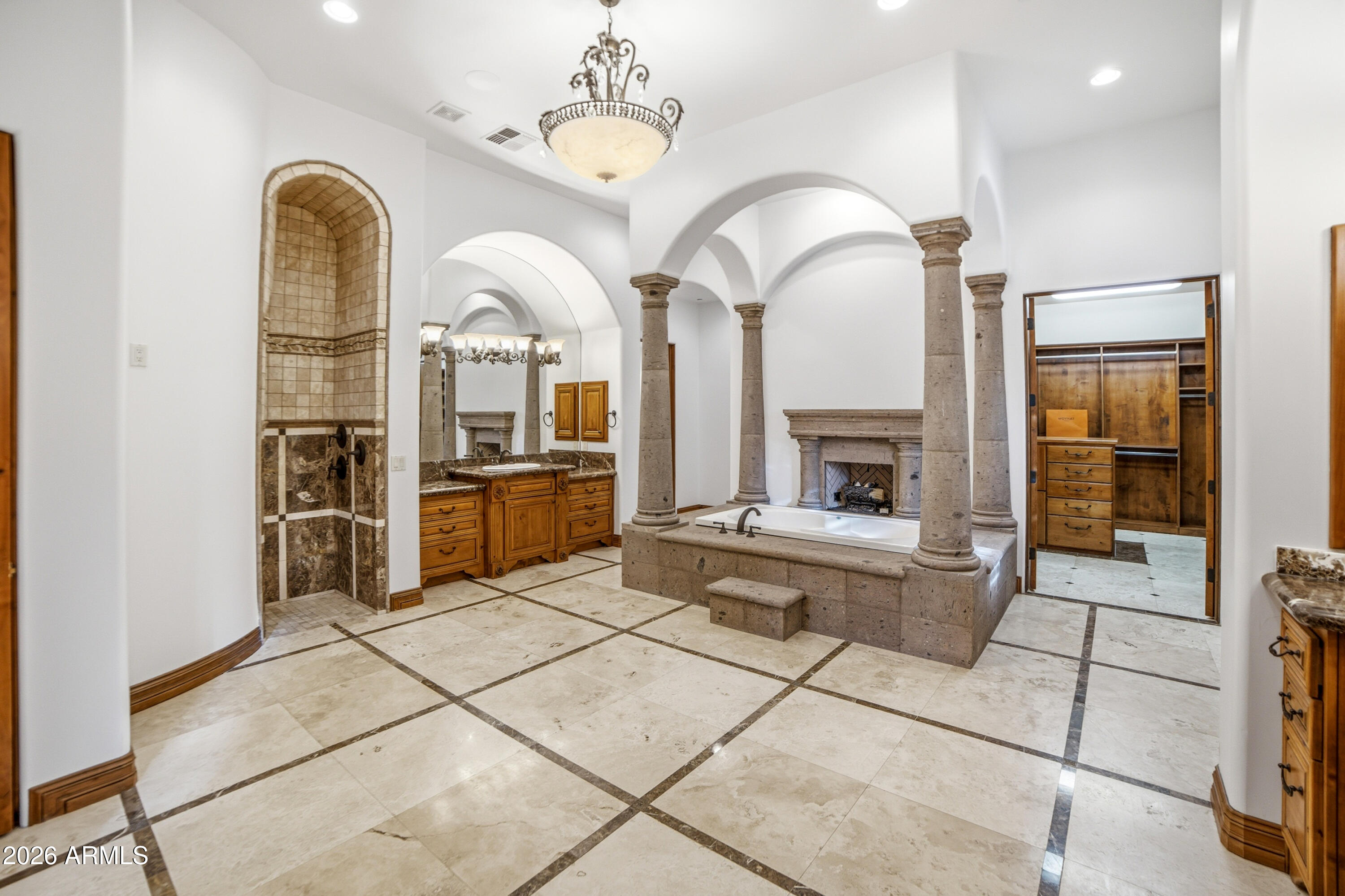 DESERT MOUNTAIN PHASE 3 UNIT 32 - Residential