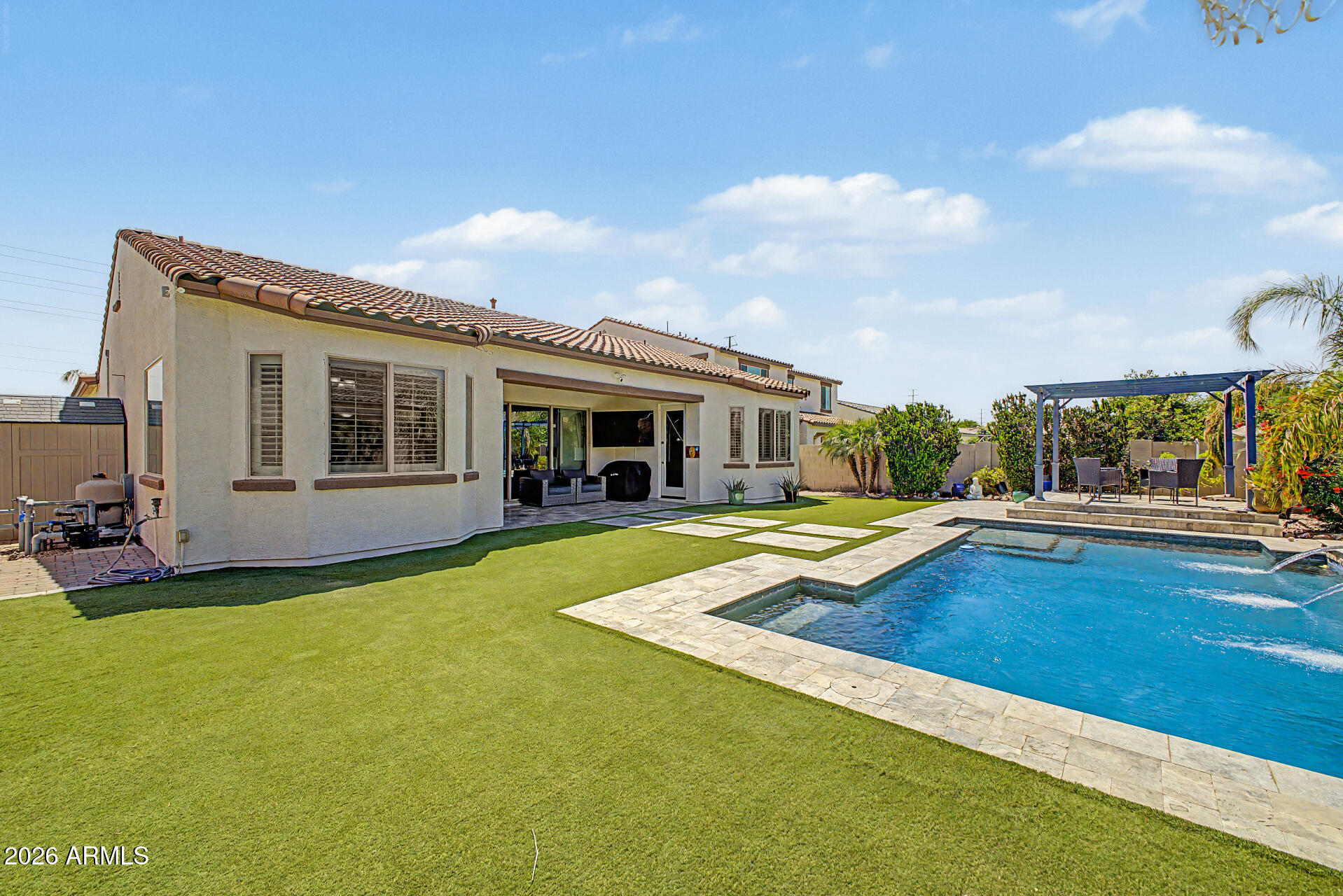 2558 E ALOE Place