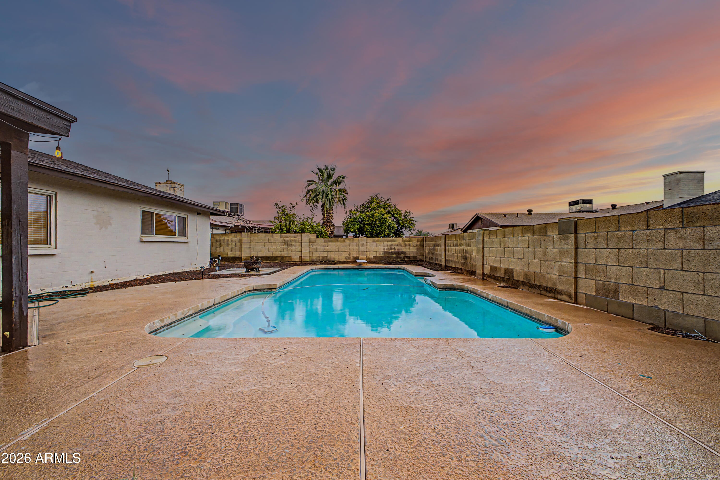 5432 W Dahlia Drive